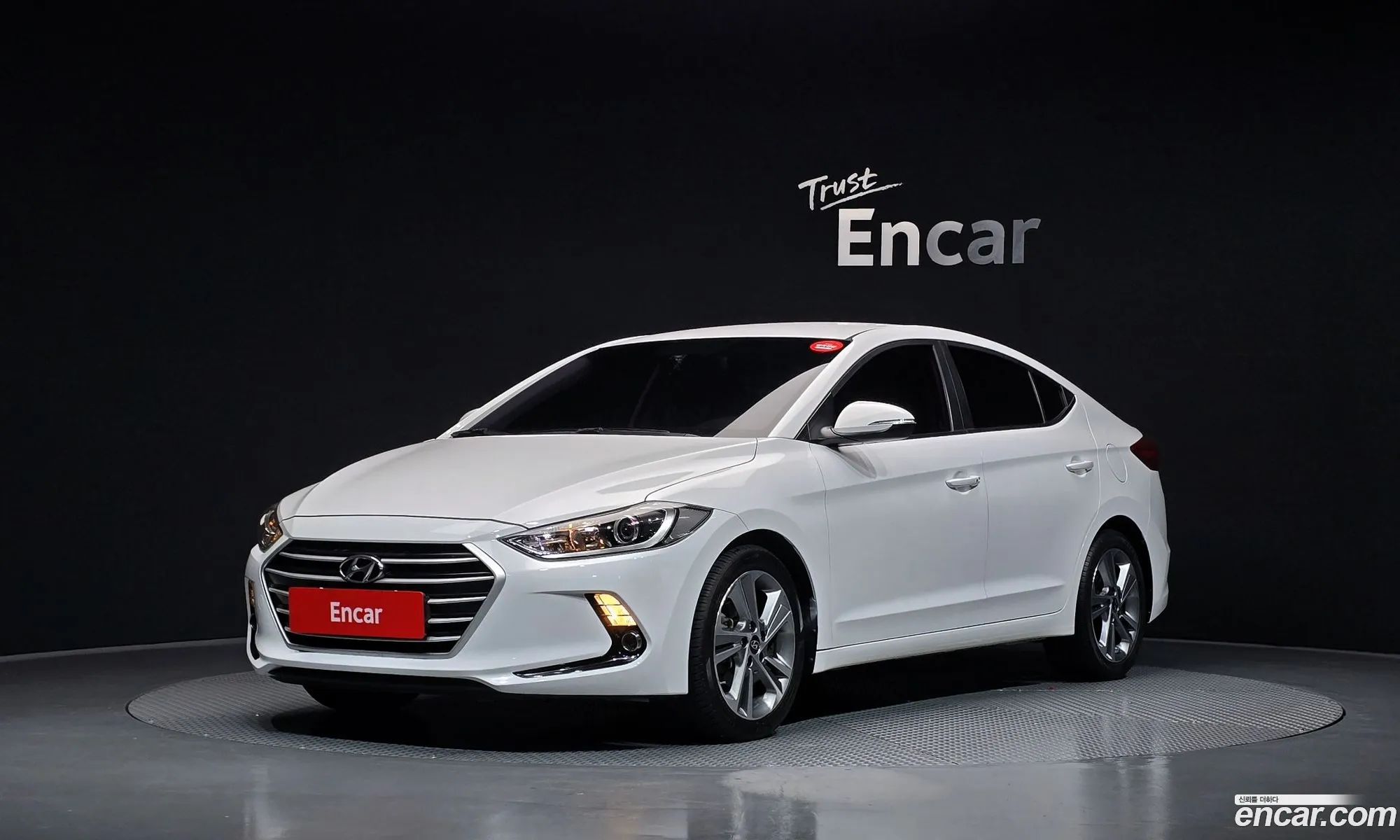Hyundai Elantra AD 2016 — 4