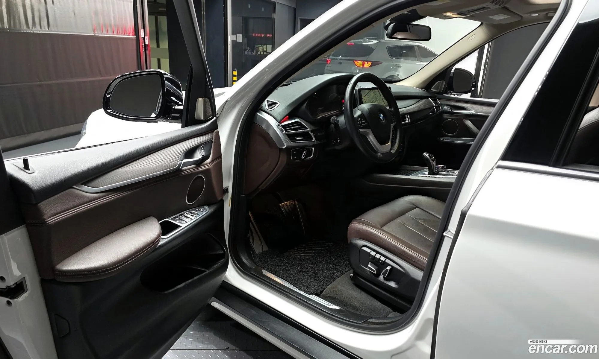 BMW X5 2016 — 19
