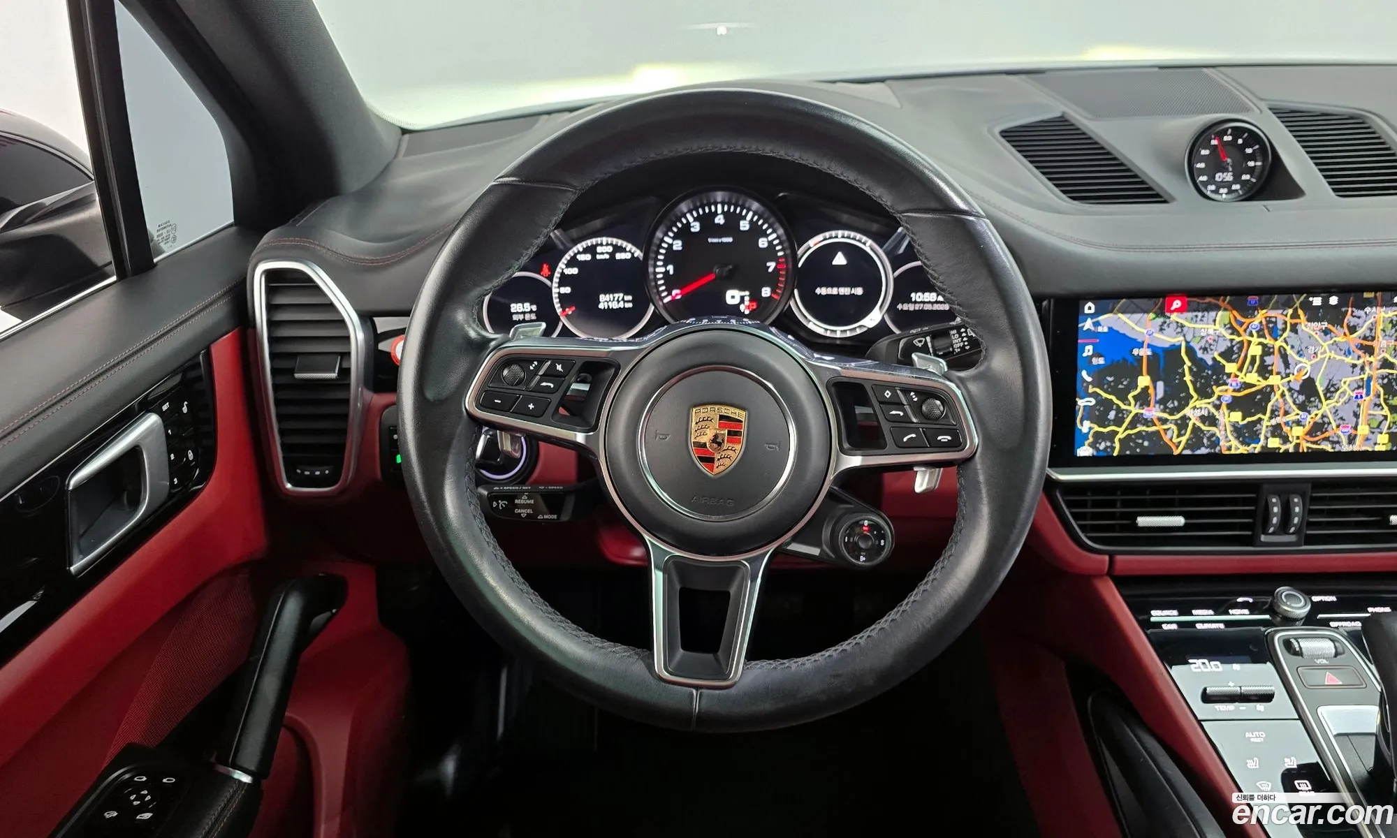 Porsche Cayenne 2019 — 24
