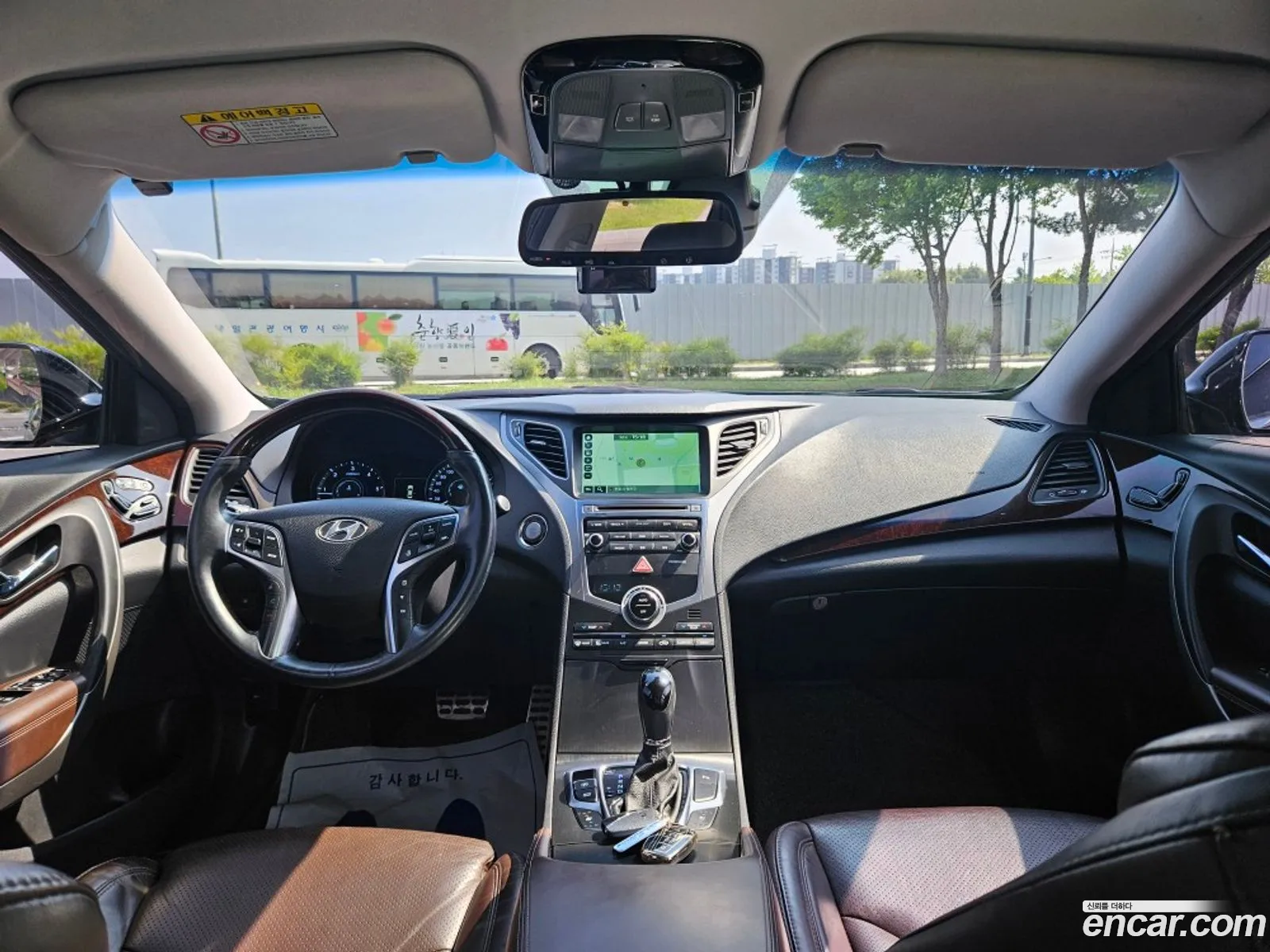 Hyundai Grandeur HG 2015 — 3
