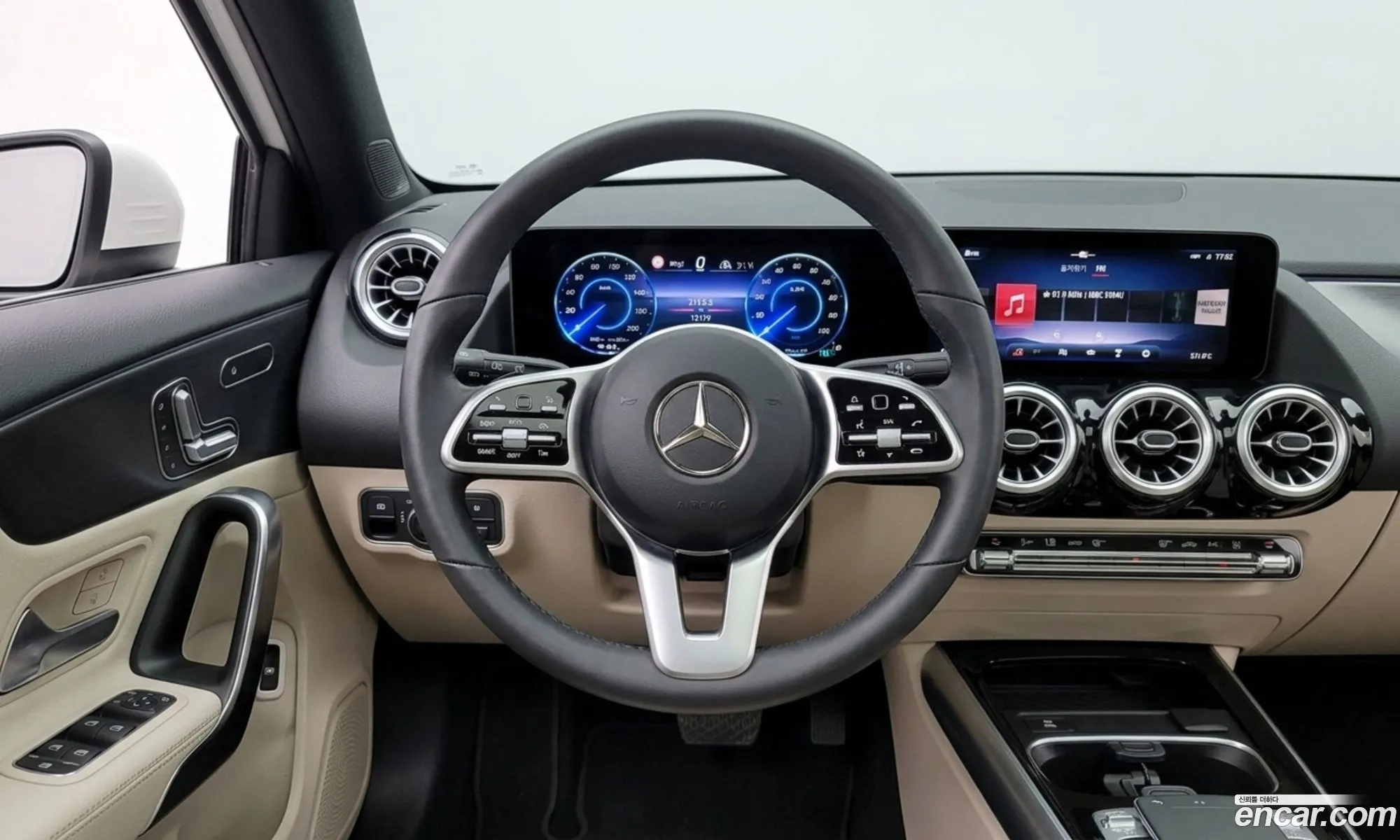 Mercedes-Benz EQA H243 2025 — 5