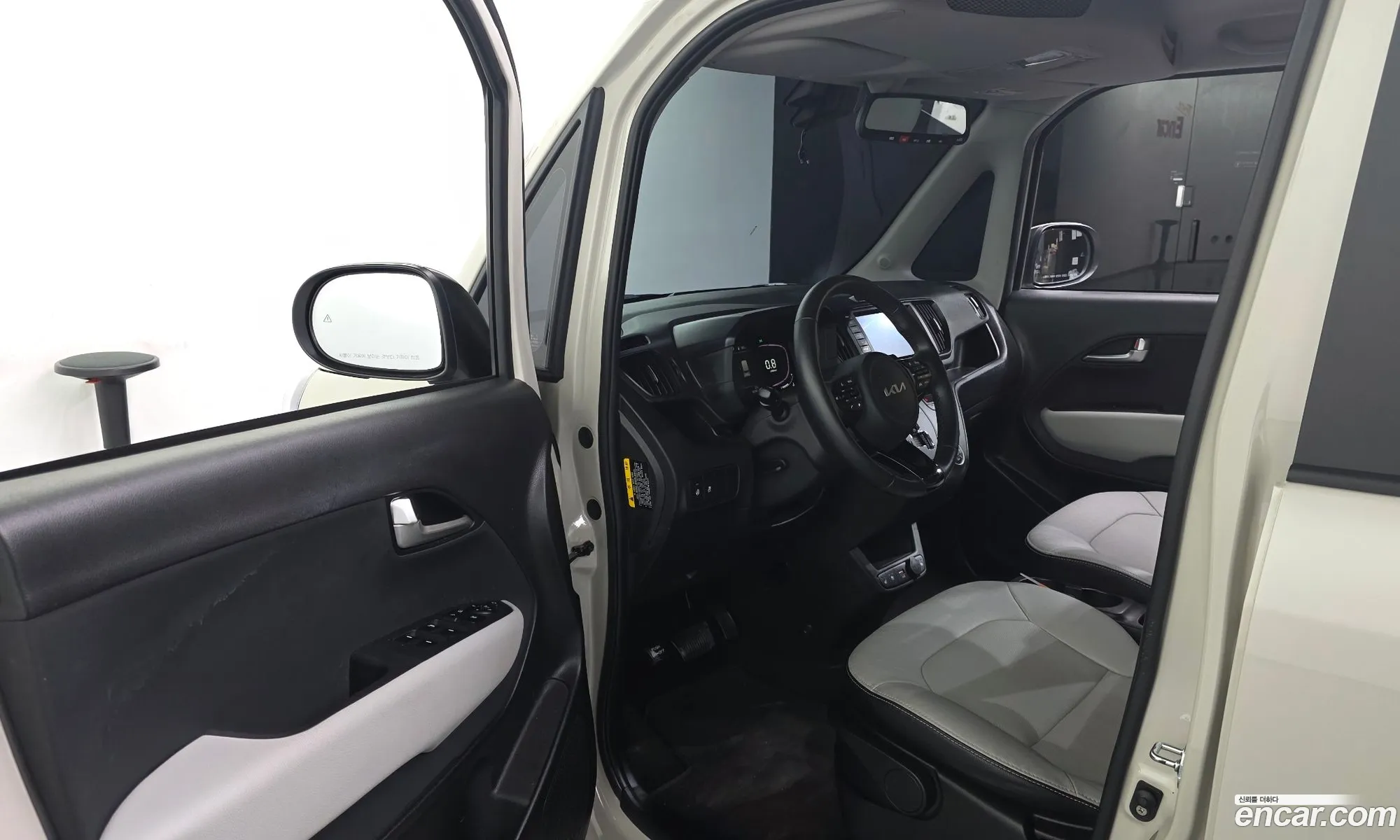 Kia Kia Ray 2023 KNACH811BPT348281 — 13