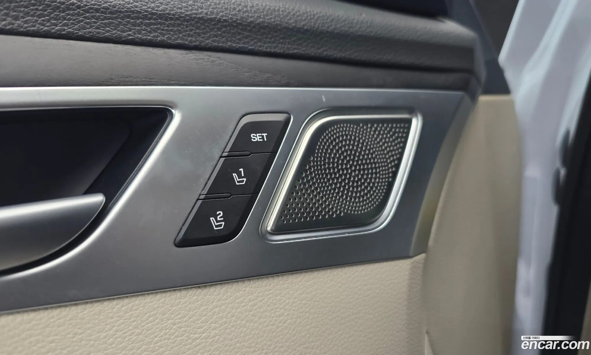 Genesis G80 2018 — 13