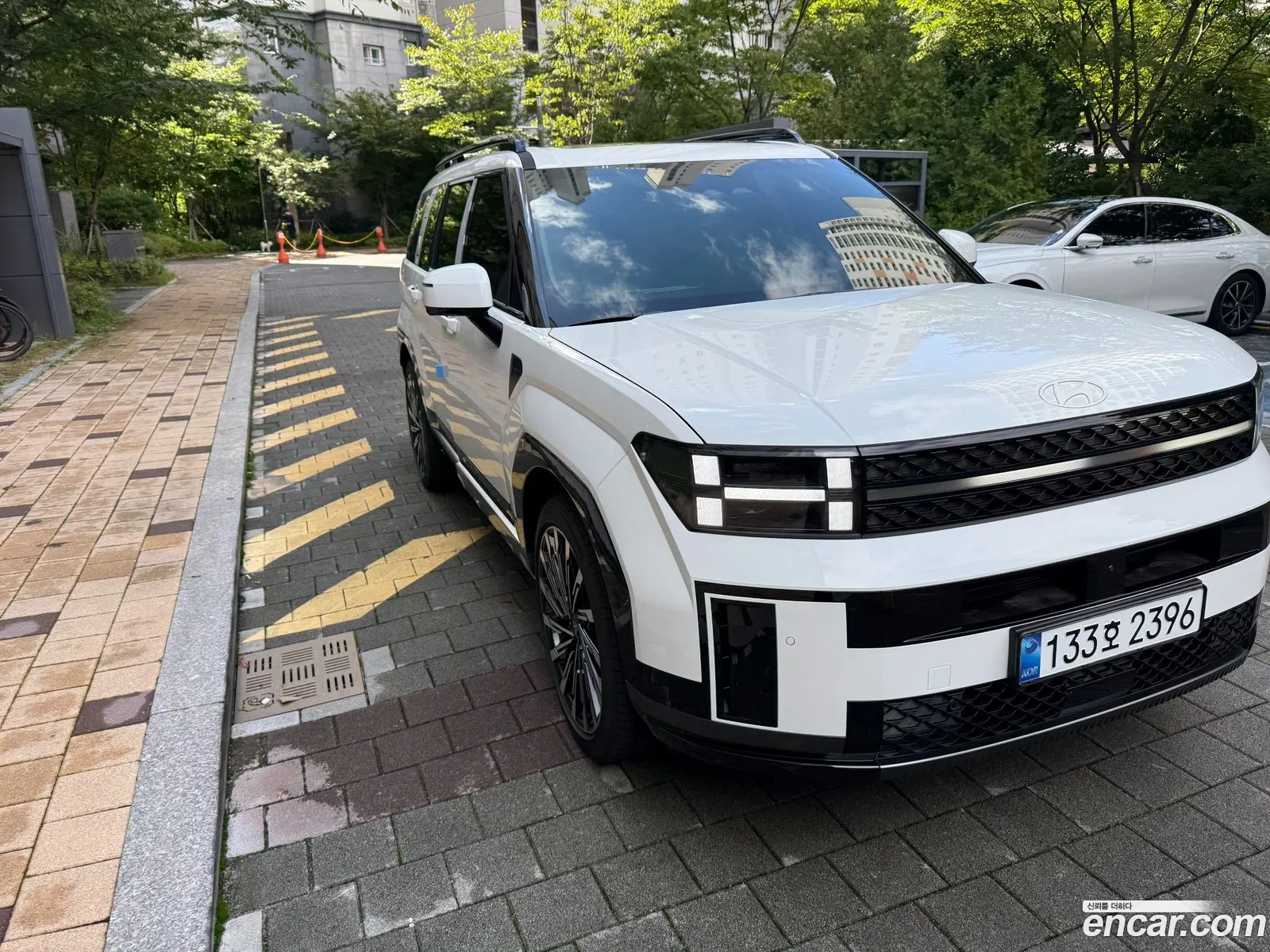 Hyundai Santa Fe 2025 — 8