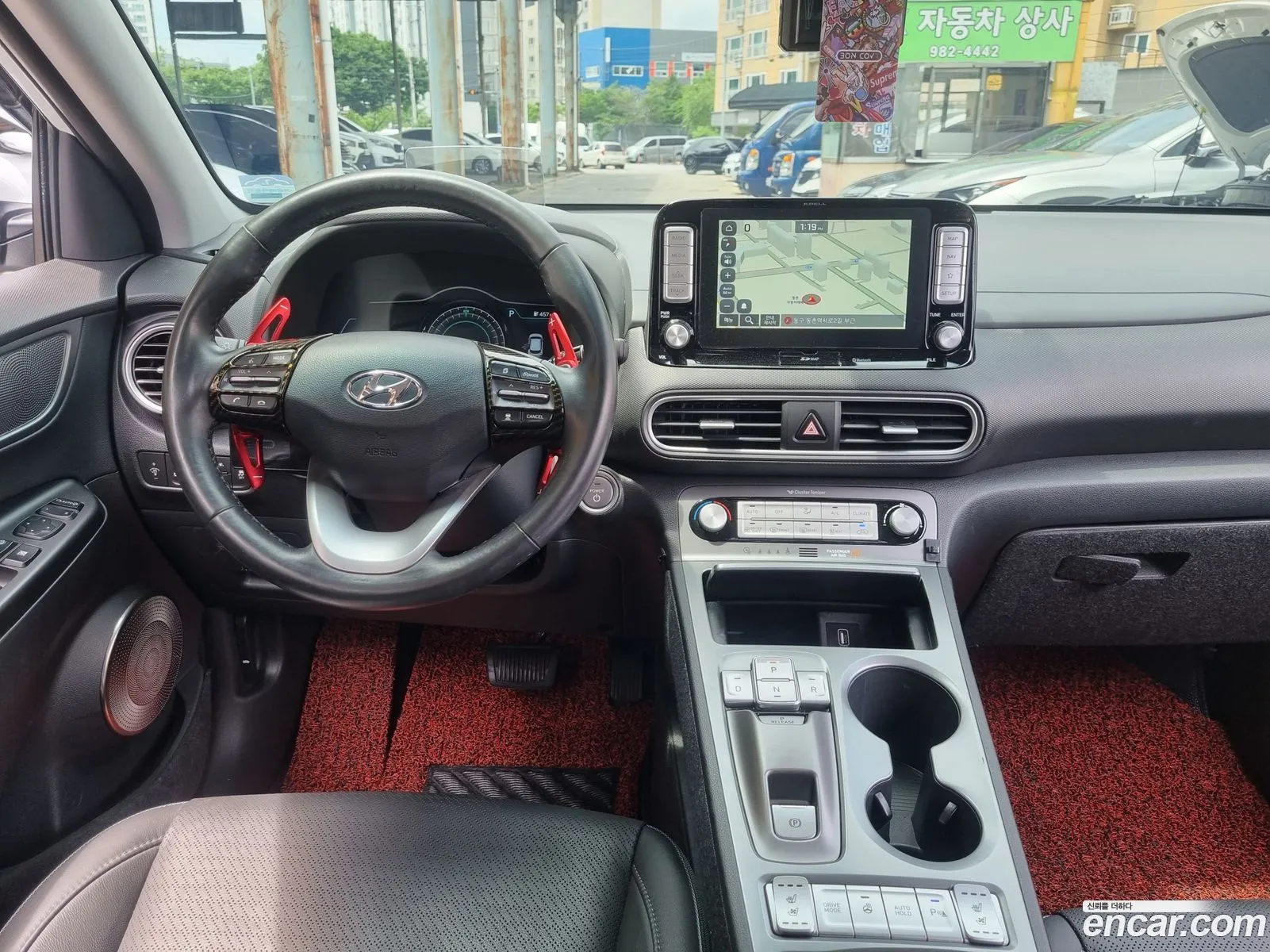 Hyundai Kona Electric 2019 — 17