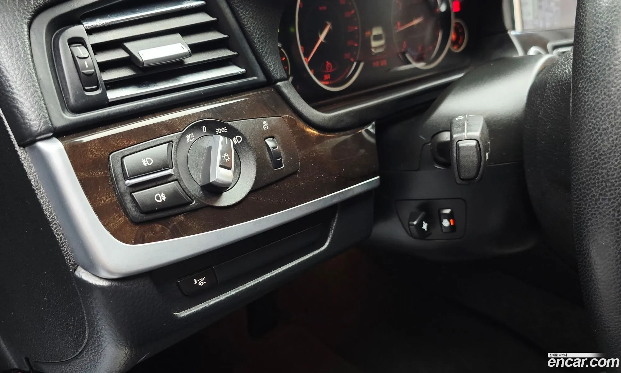 BMW 5 Series 2013 — 19