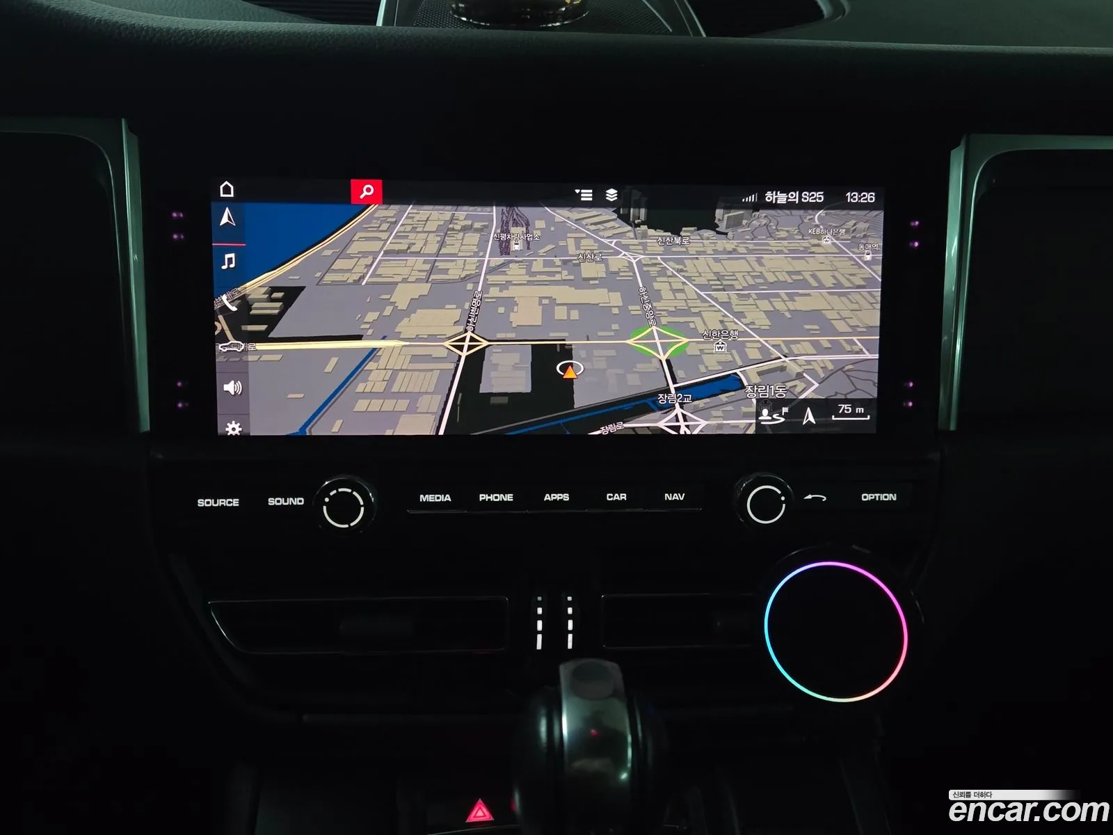 Porsche Macan 2019 — 10