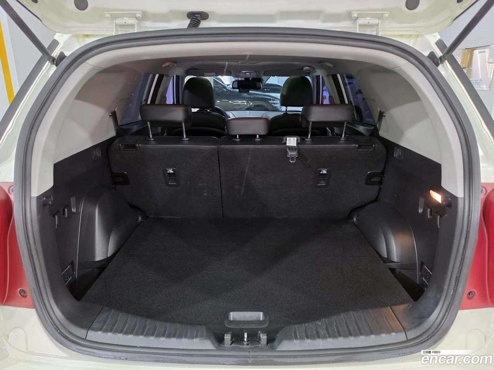 KG Mobility (SsangYong) Tivoli Air 2017 — 10