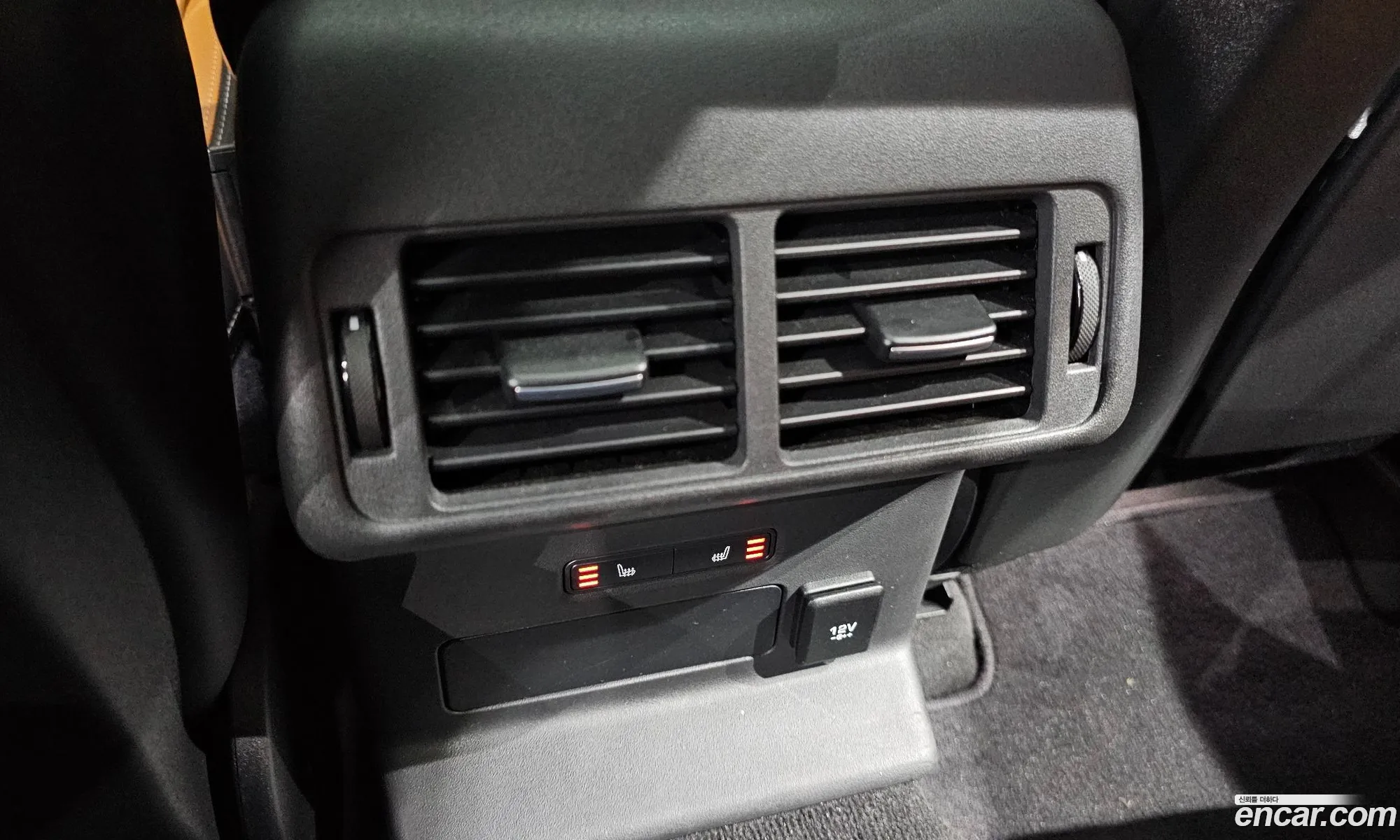 Land Rover Range Rover Velar 2021 SALYA2BU2MA320943 — 36