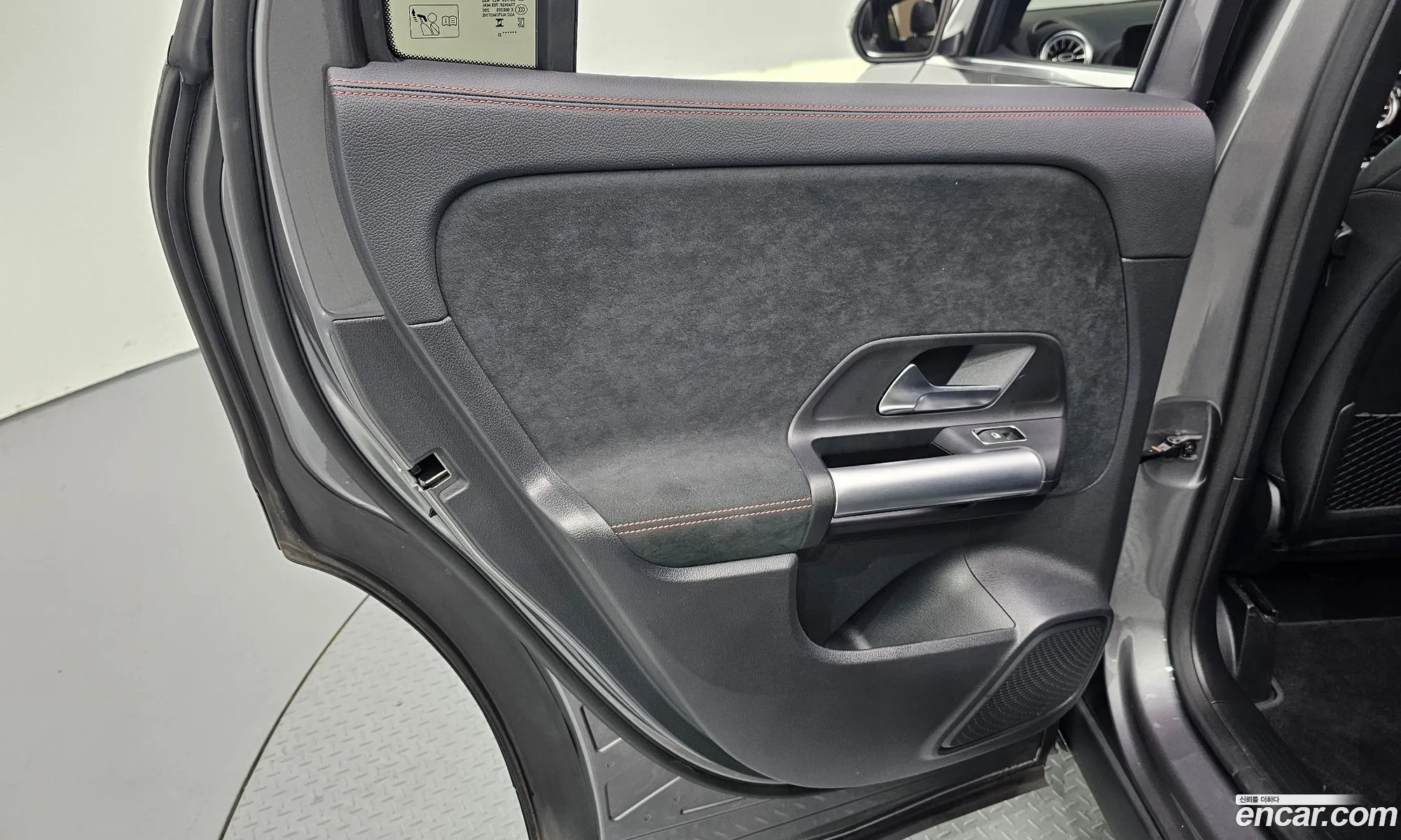 Mercedes-Benz GLA-Class H247 2023 — 3
