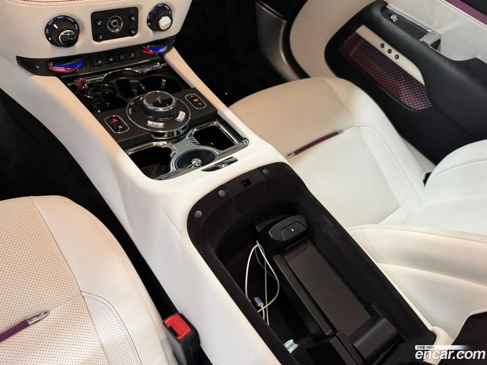 Rolls-Royce Wraith 2016 — 20