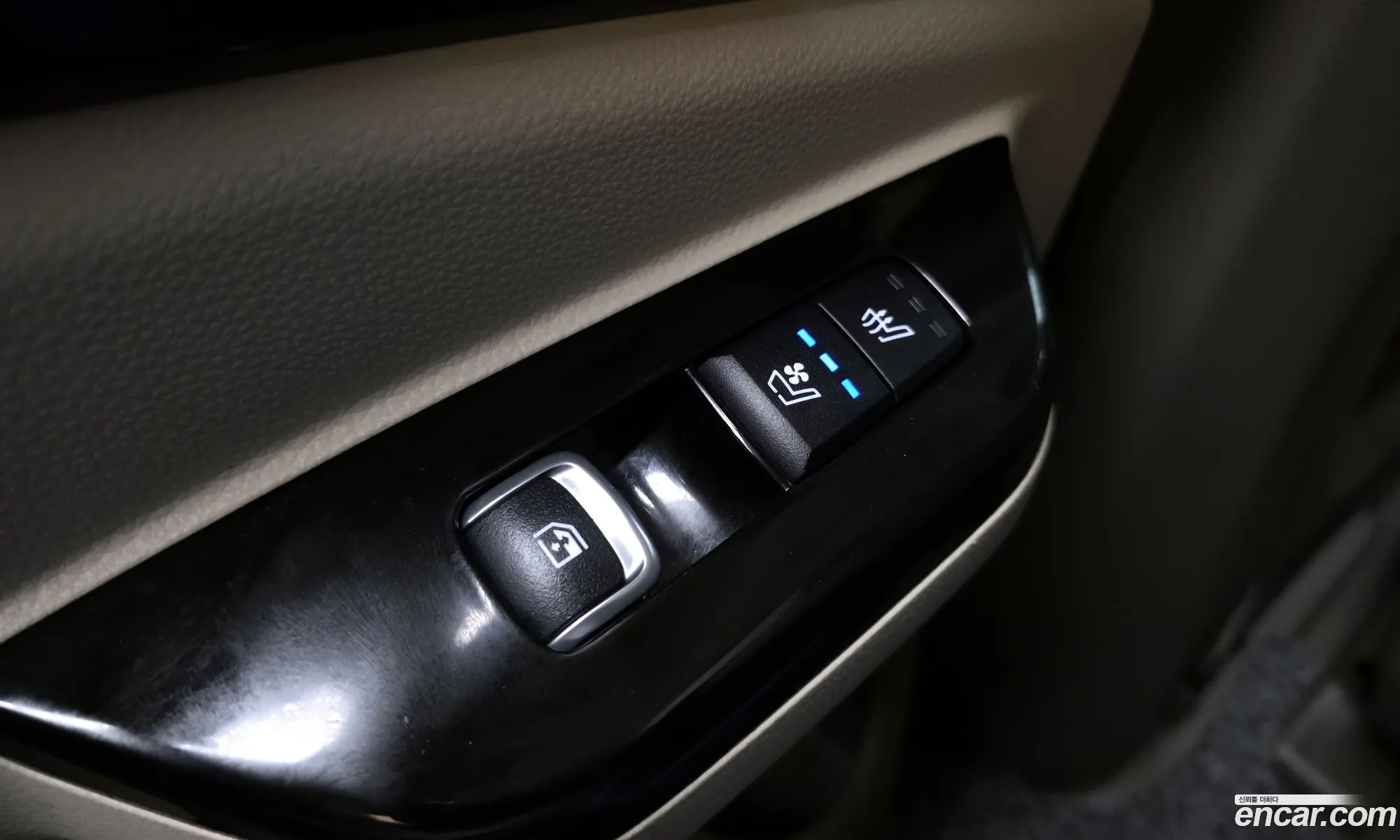 Kia Carnival 2021 KNANE813BMS106194 — 3