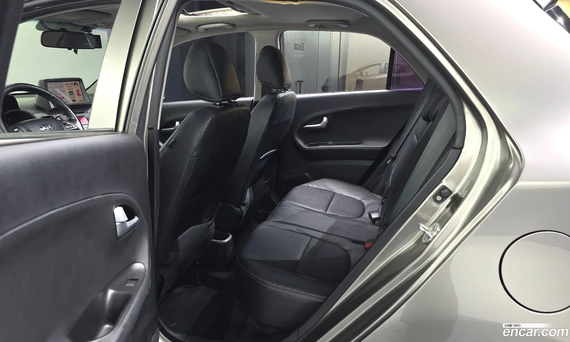 Kia Morning 2014 — 22