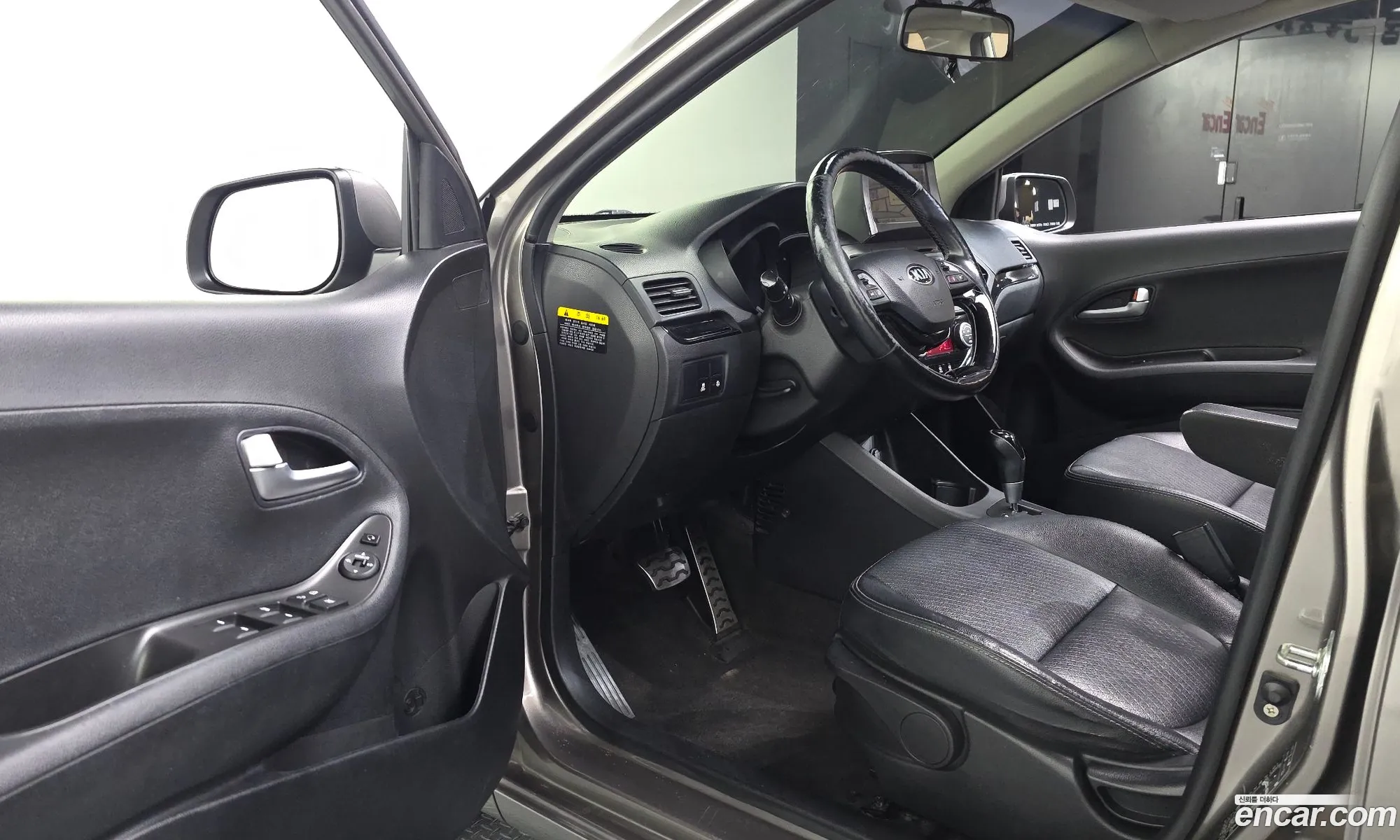 Kia Morning 2014 — 27
