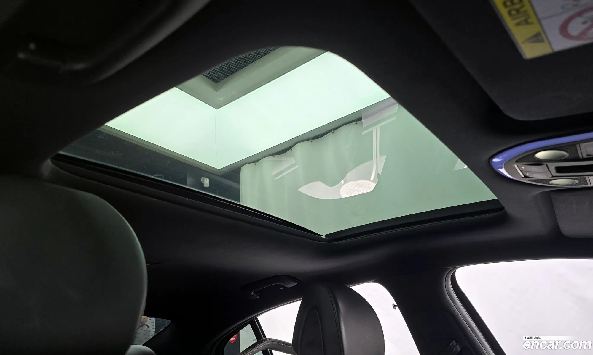 Genesis G70 2020 KMTG341ABLU072115 — 15