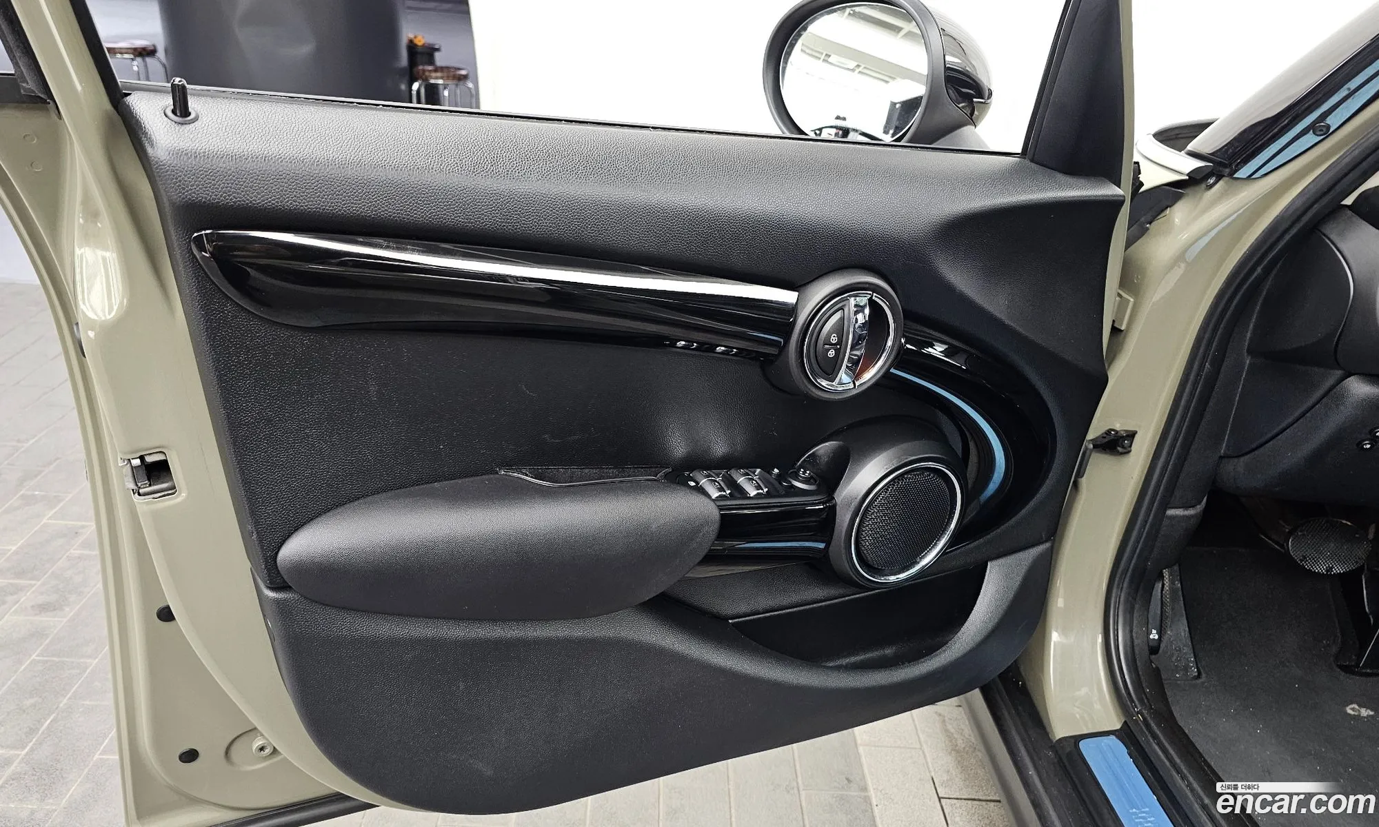 Mini Cooper S 2019 WMWXU3105K2L07624 — 10