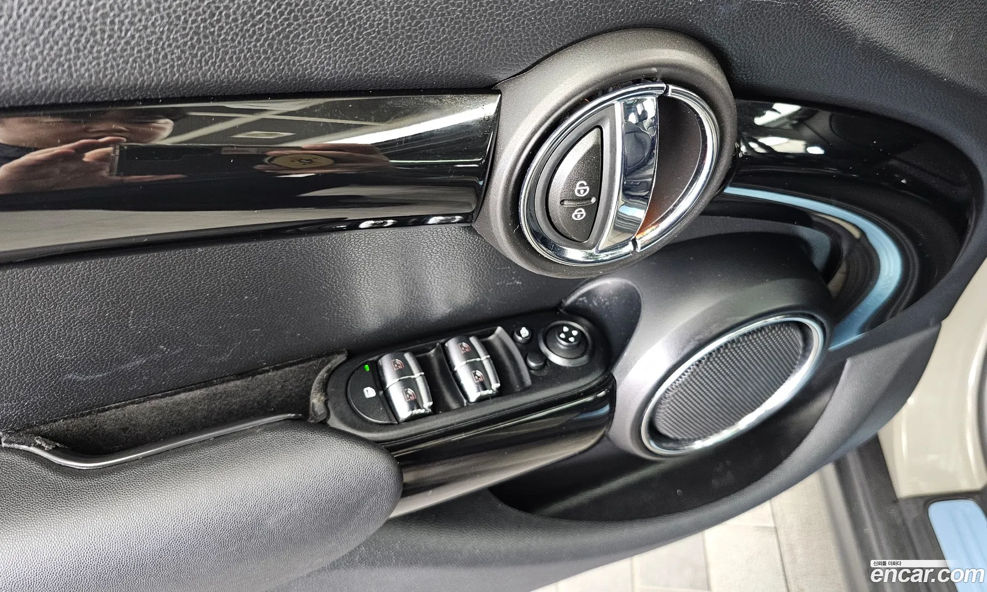 Mini Cooper S 2019 WMWXU3105K2L07624 — 29