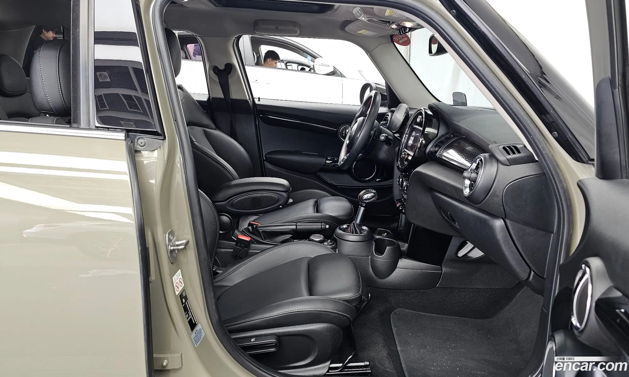 Mini Cooper S 2019 WMWXU3105K2L07624 — 34