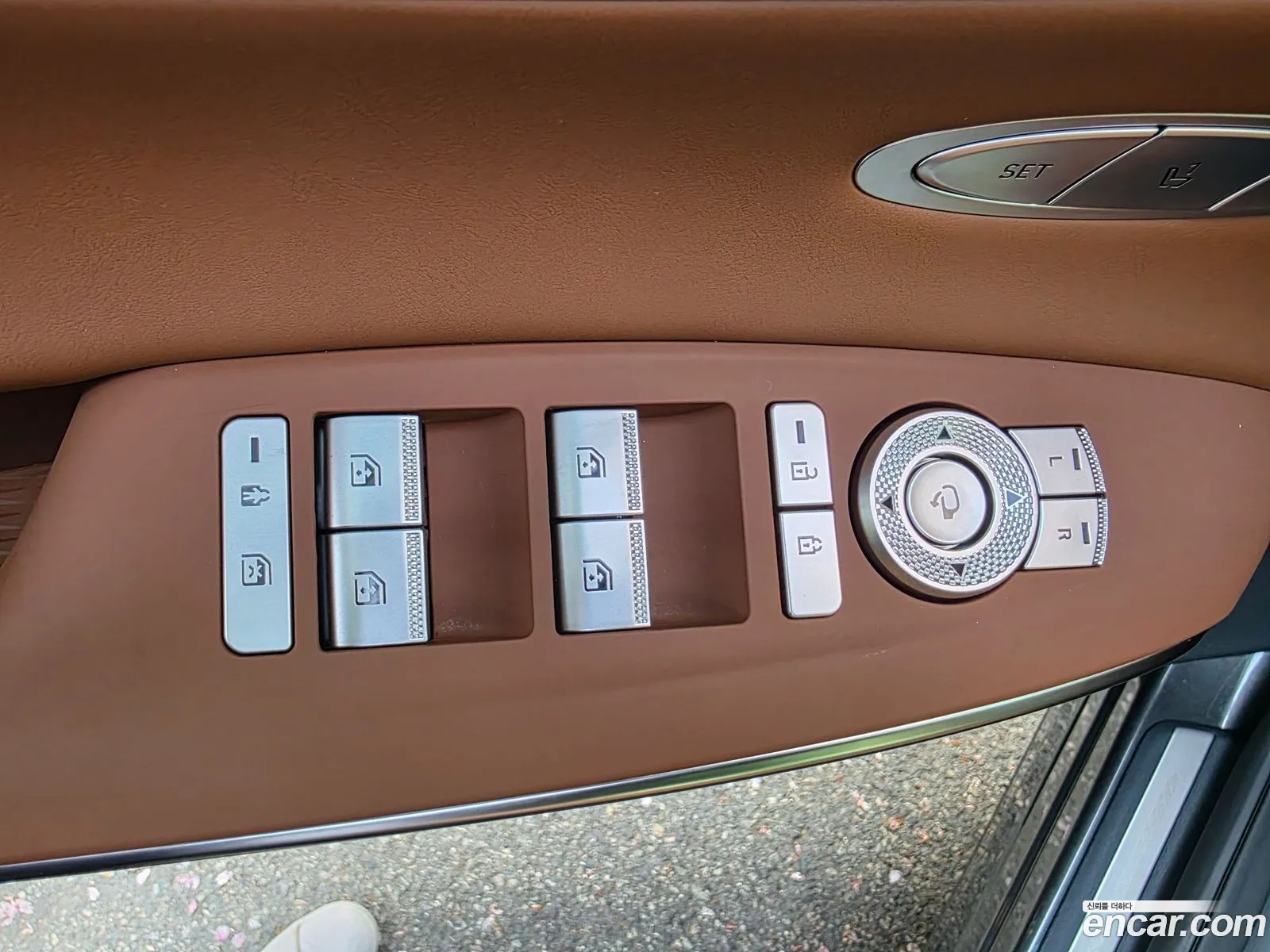 Genesis GV70 2026 — 10