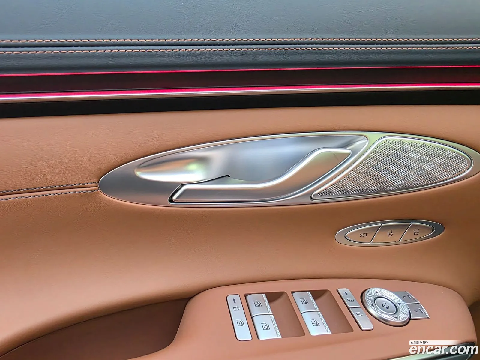 Genesis GV70 2026 — 14
