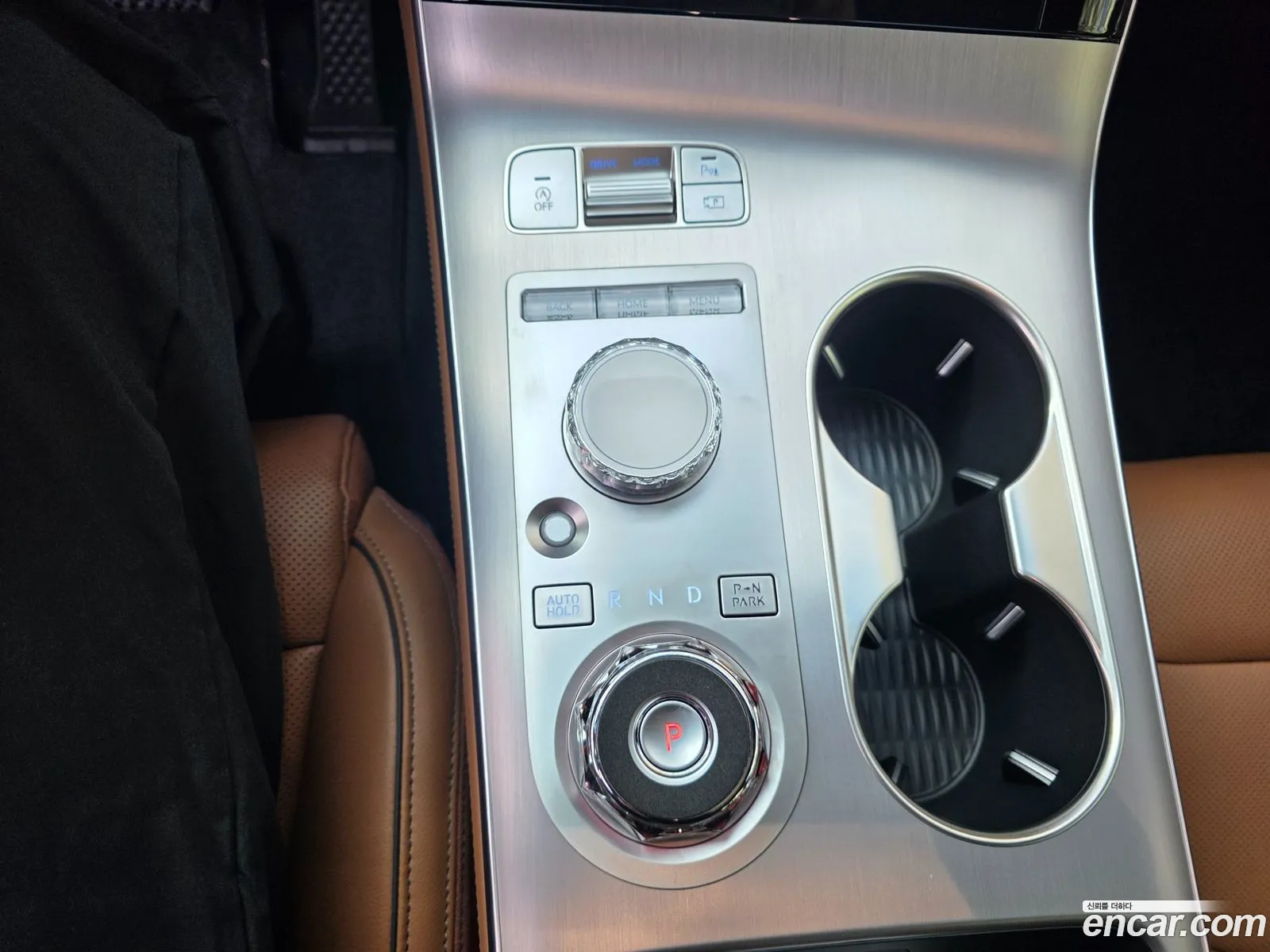 Genesis GV70 2026 — 8