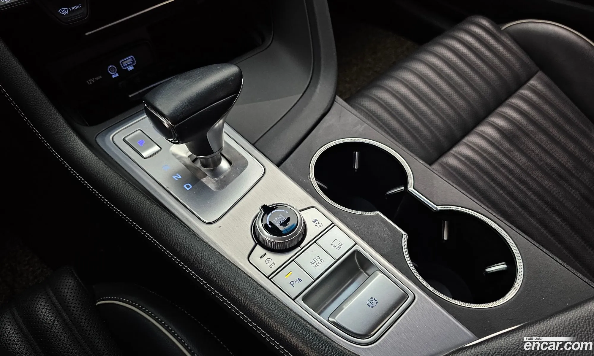 Genesis G70 2019 KMTG341ABKU052239 — 4