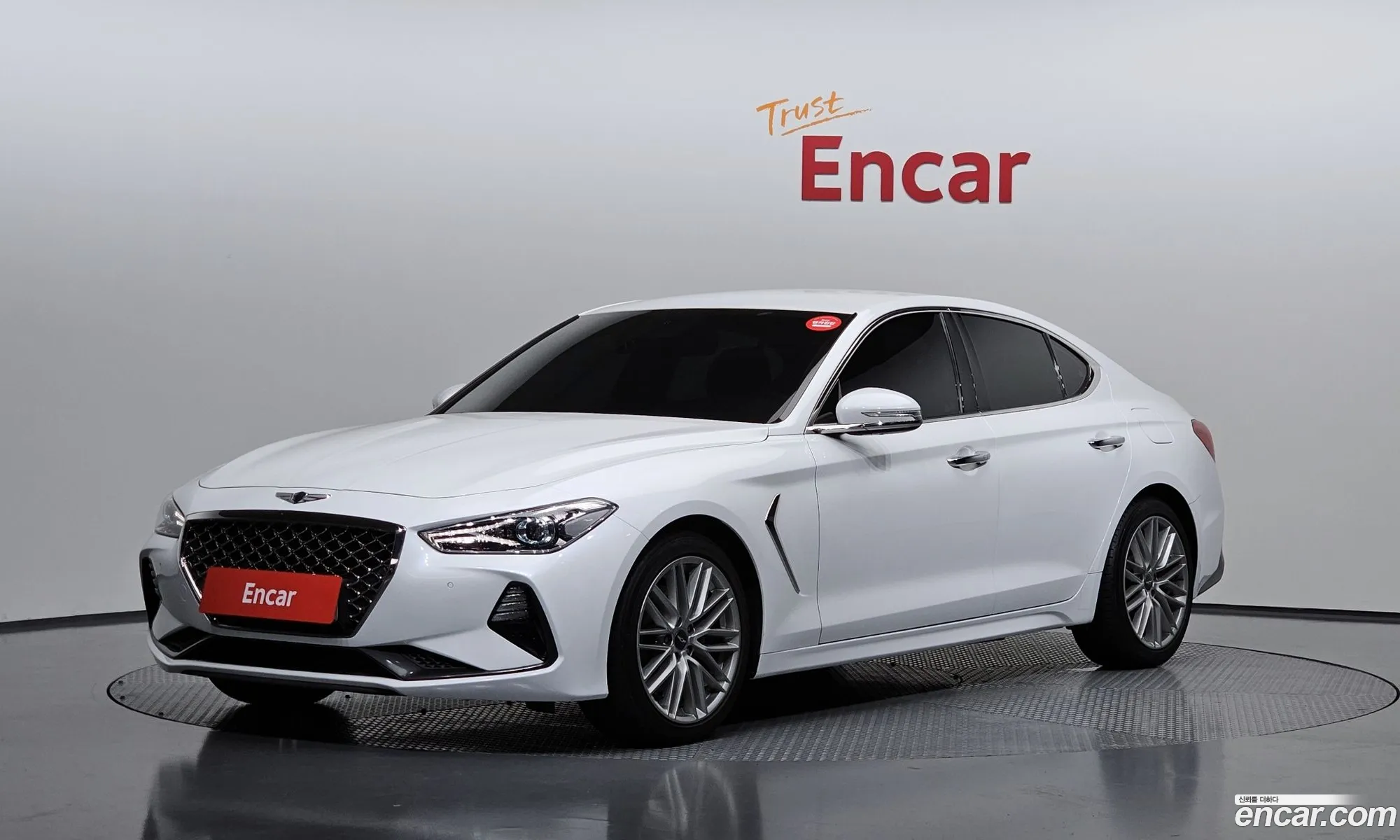 Genesis G70 2019 KMTG341ABKU052239 — 2