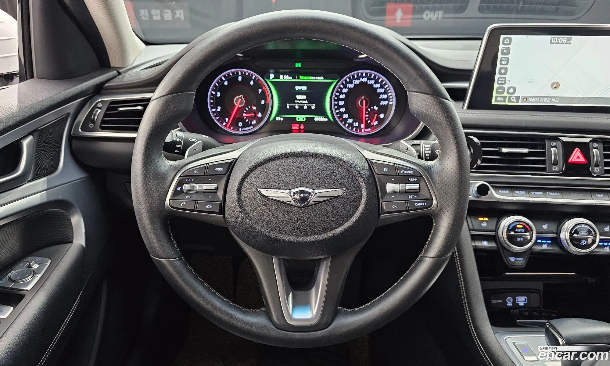 Genesis G70 2019 KMTG341ABKU052239 — 12