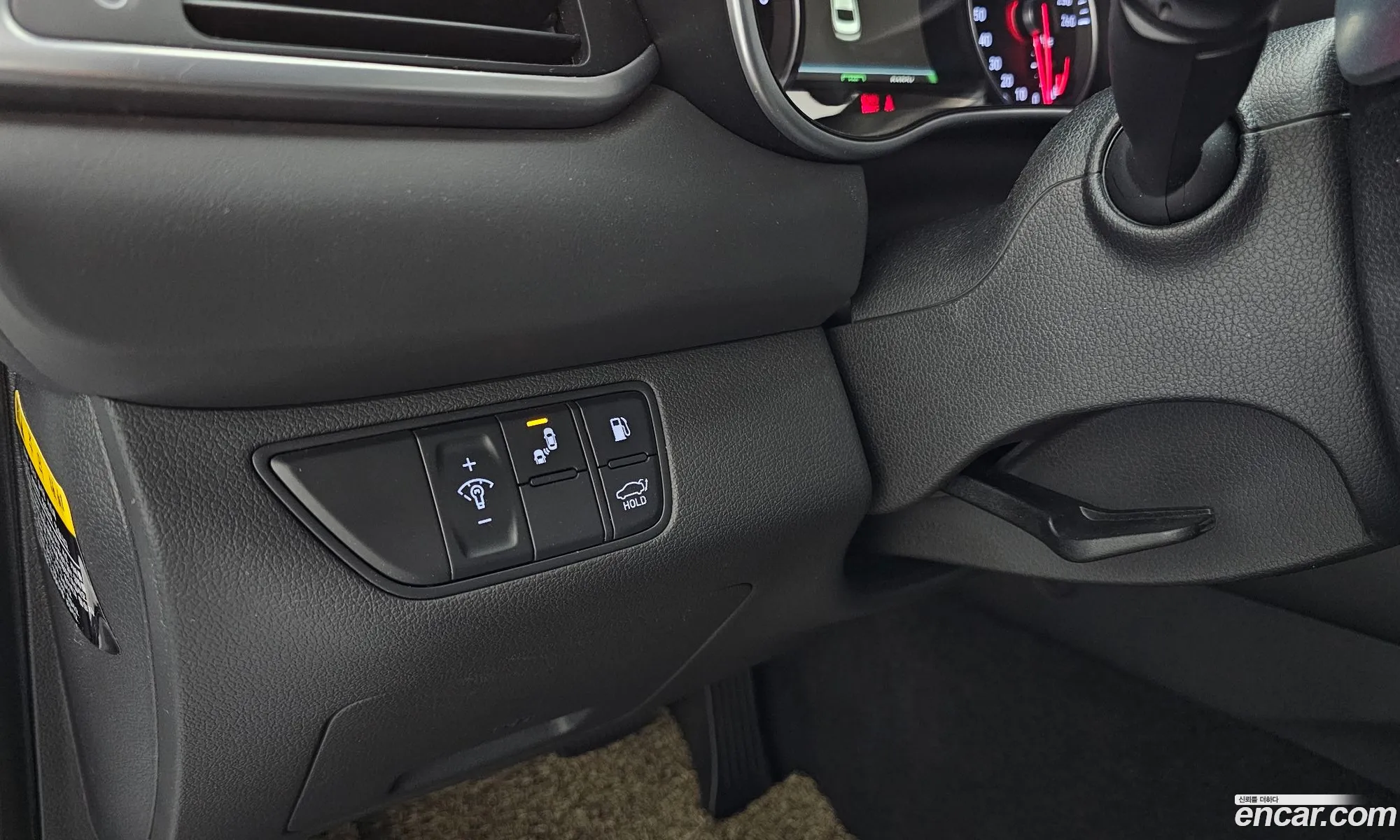 Genesis G70 2019 KMTG341ABKU052239 — 7
