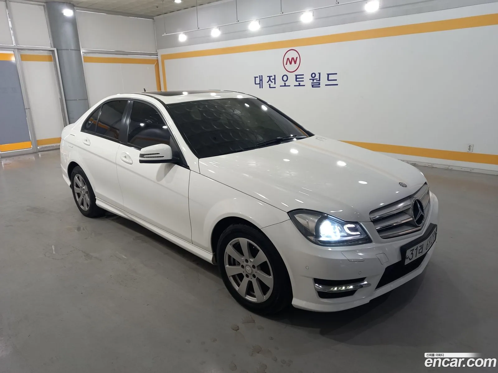 Mercedes-Benz C-Class W204 2013 — 6