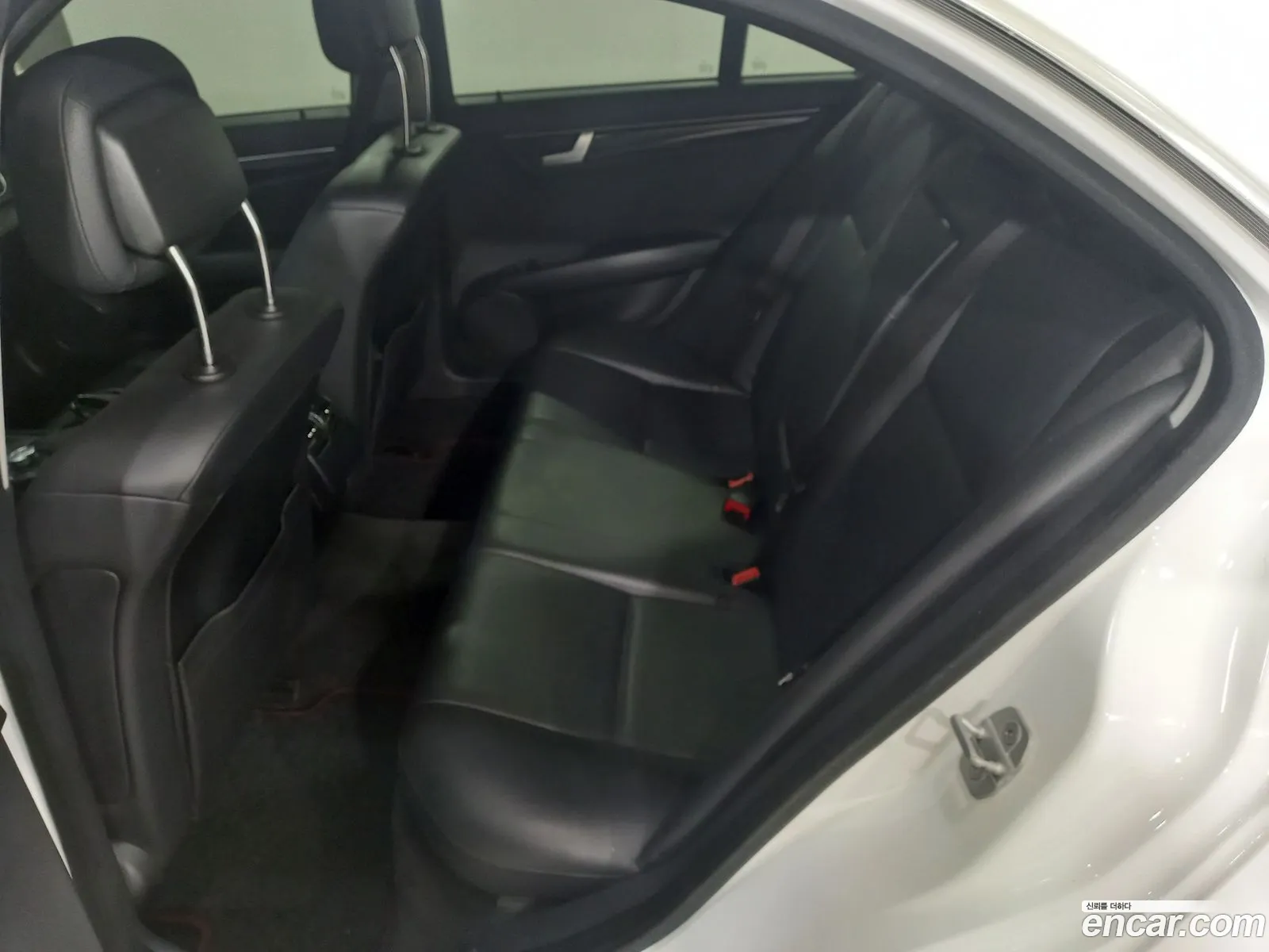 Mercedes-Benz C-Class W204 2013 — 9