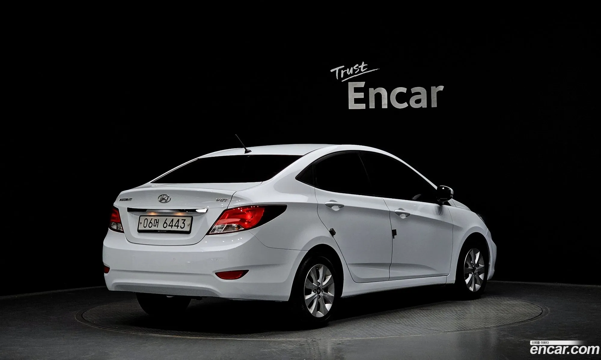 Hyundai Accent 2017 KMHCT41UGHU292529 — 17