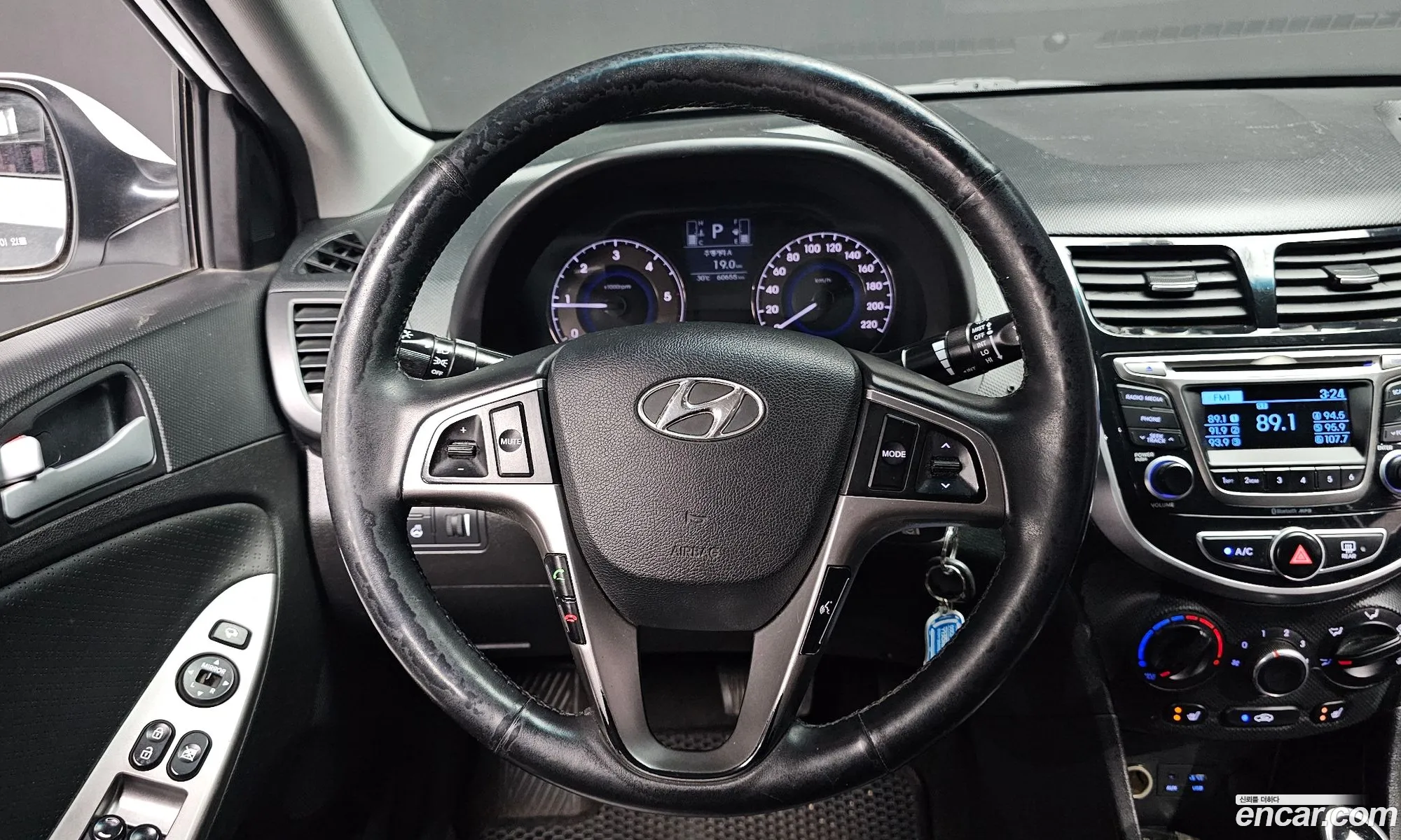 Hyundai Accent 2017 KMHCT41UGHU292529 — 7