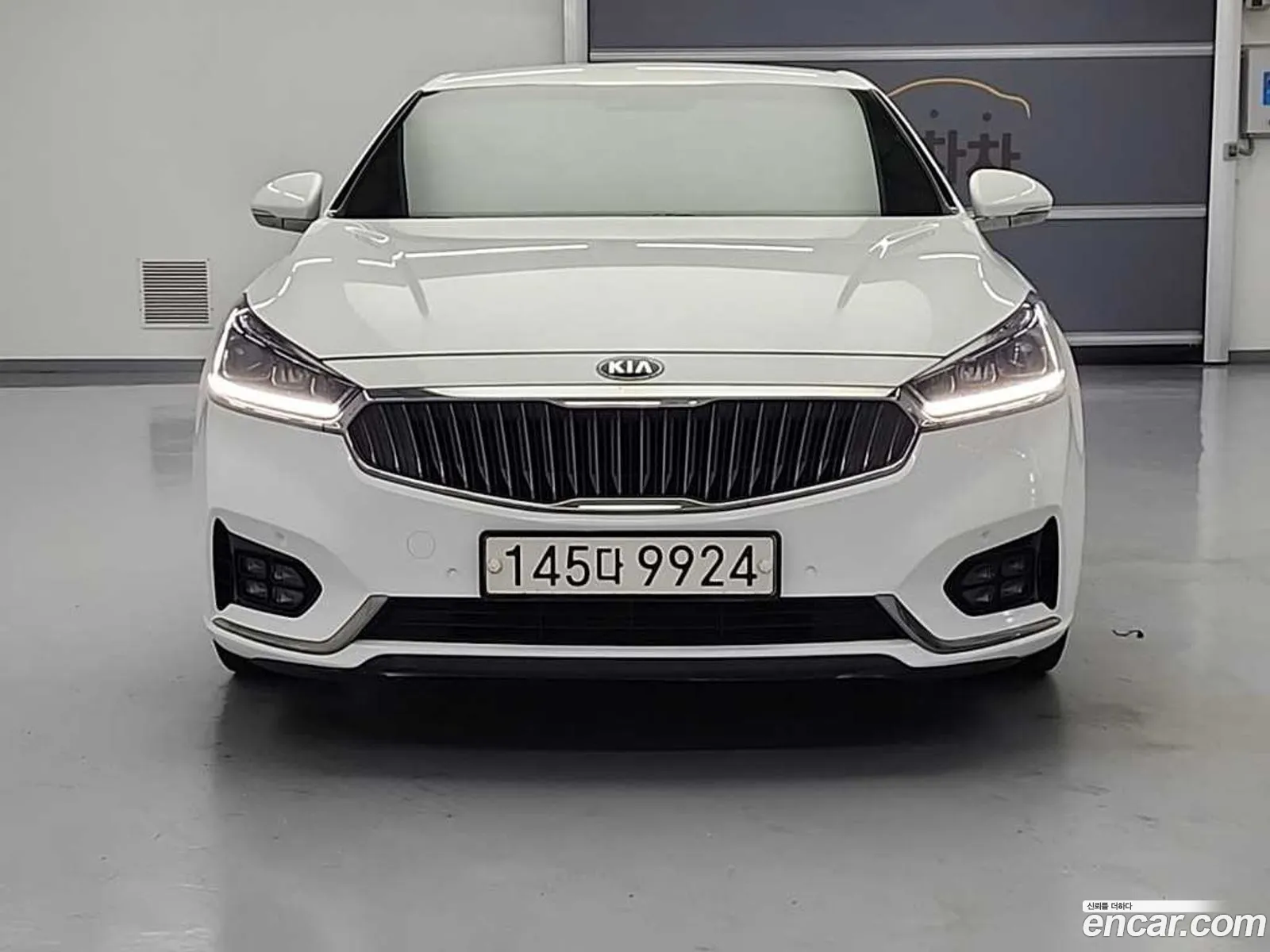 Kia K7 2017 — 13