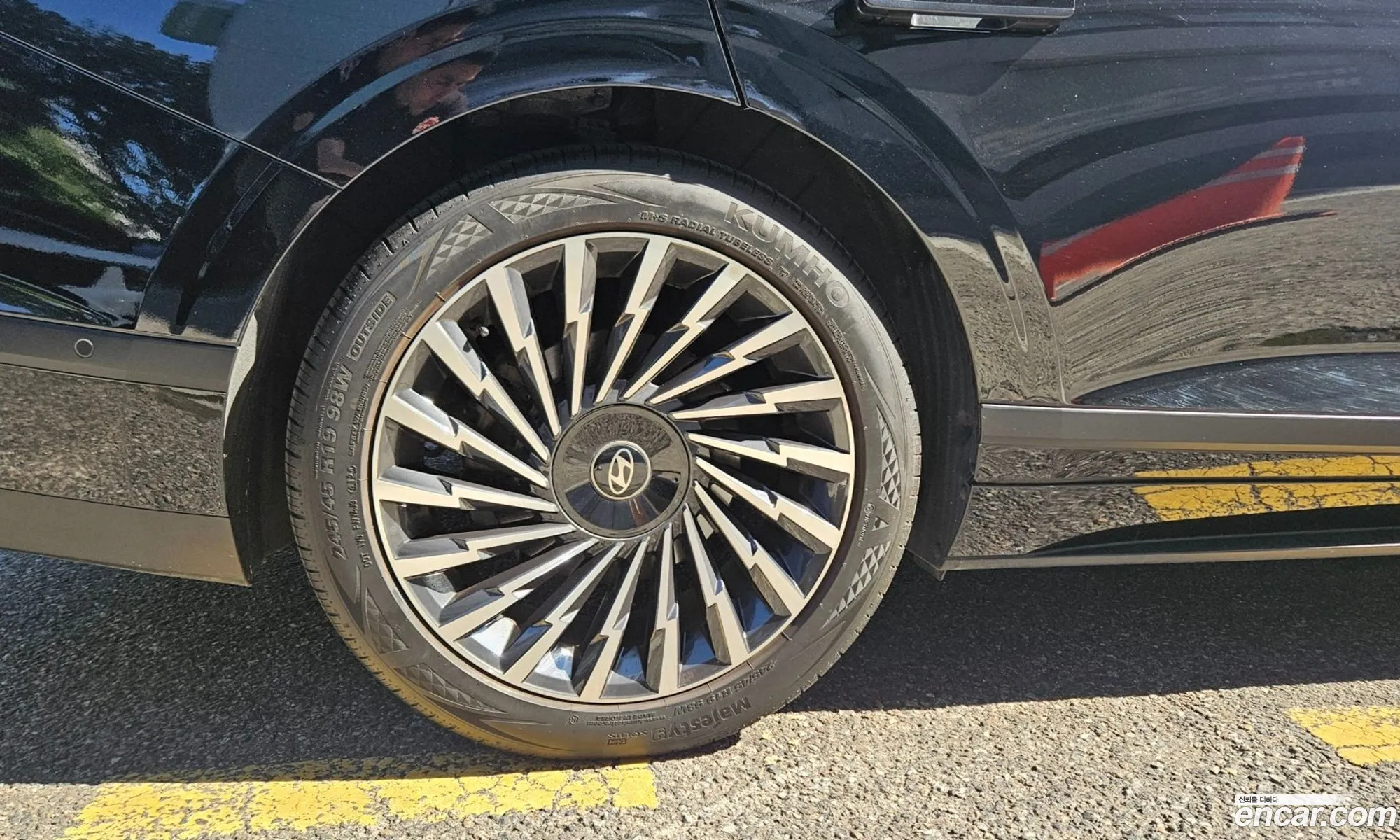 Hyundai Grandeur Hybrid 2024 — 3