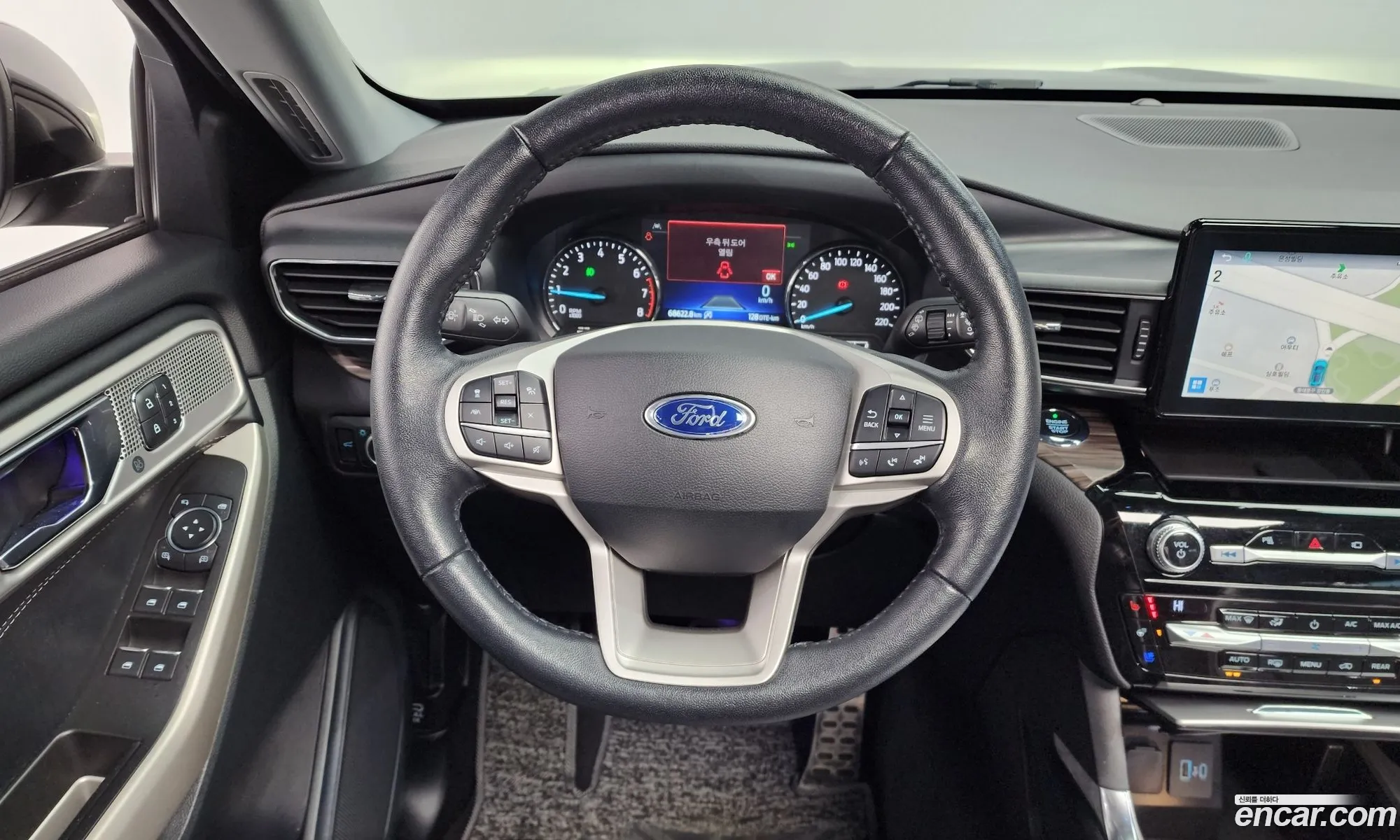 Ford Explorer 6th Gen 2021 — 4