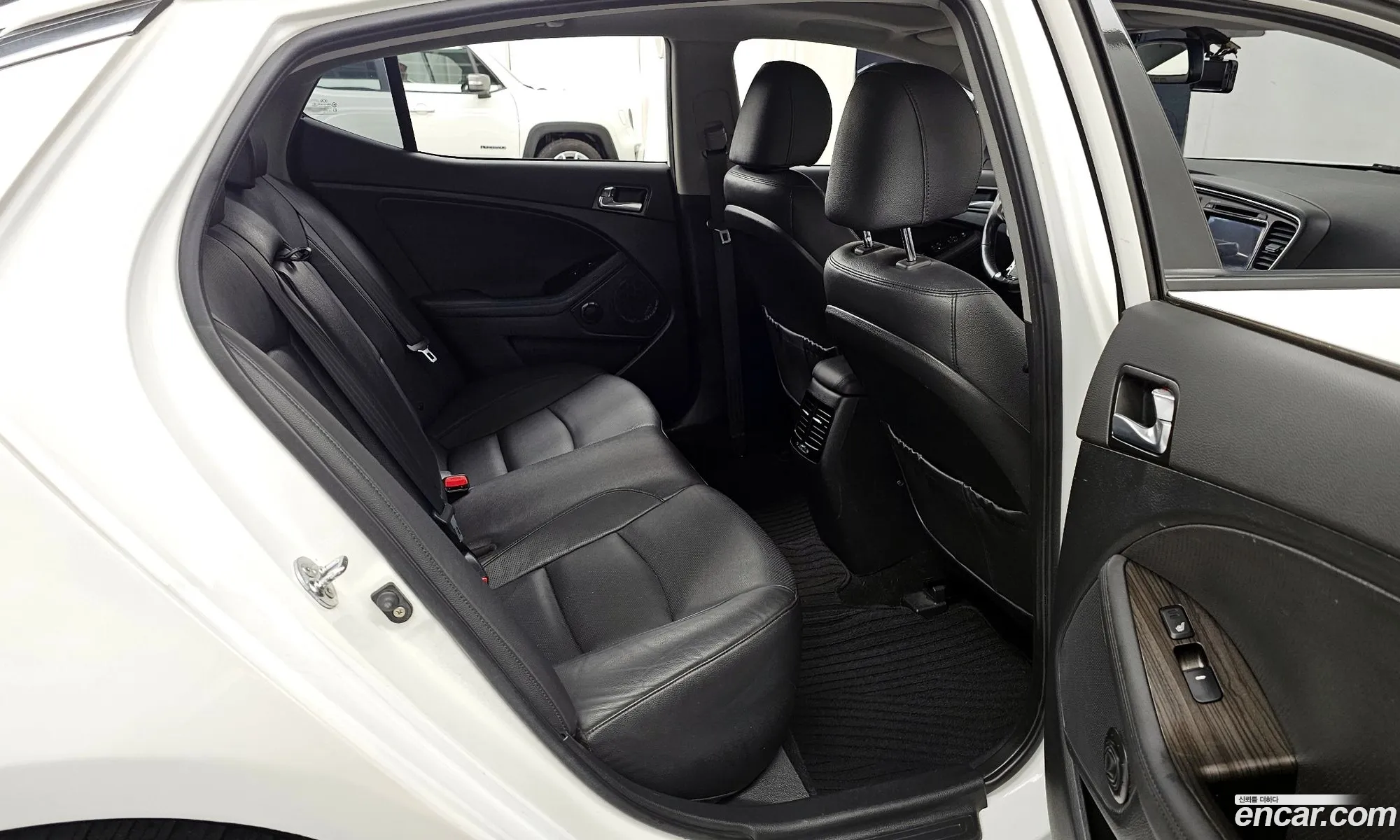 Kia K5 2013 — 11