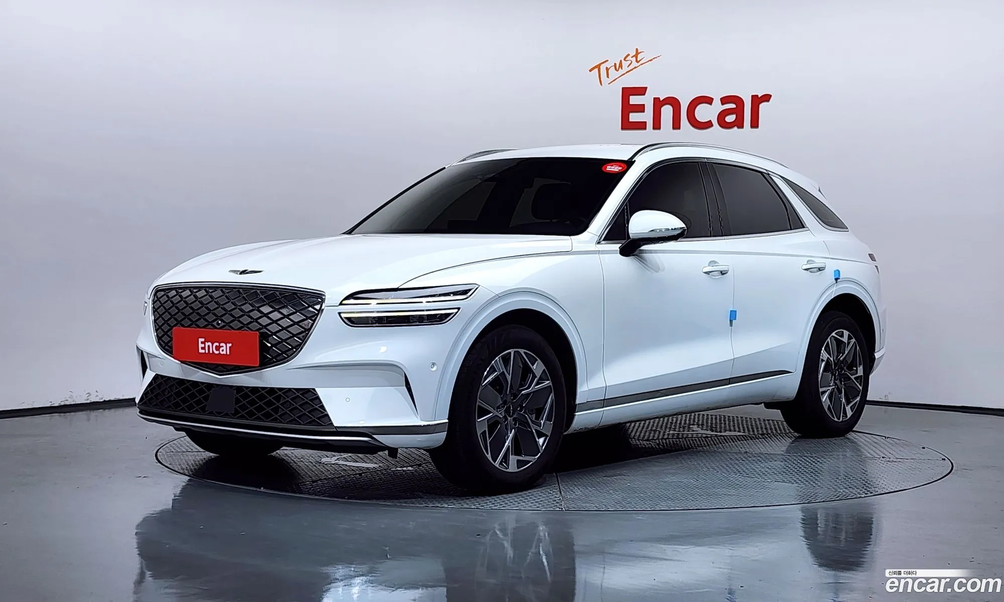 Genesis Electrified GV70 2022 — 10
