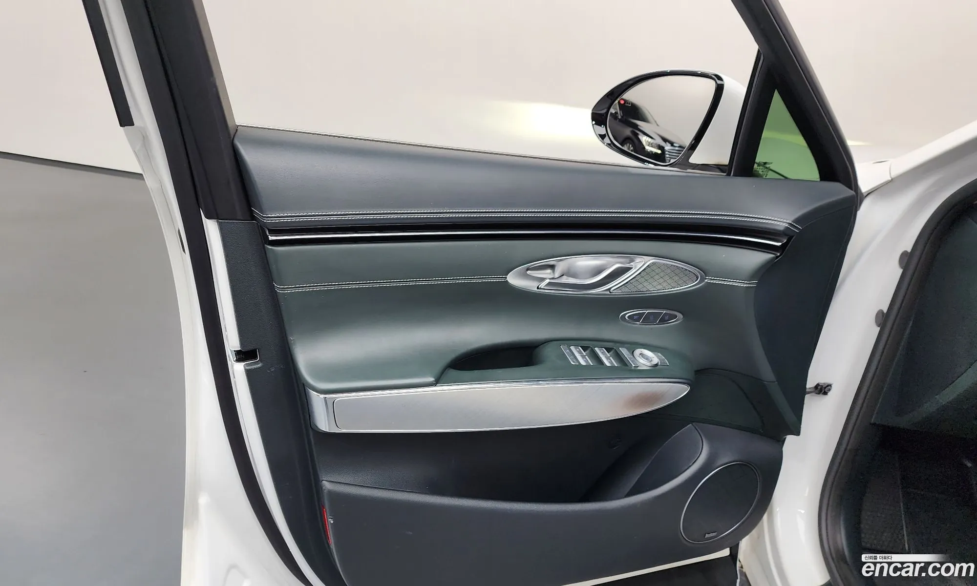 Genesis Electrified GV70 2022 — 2