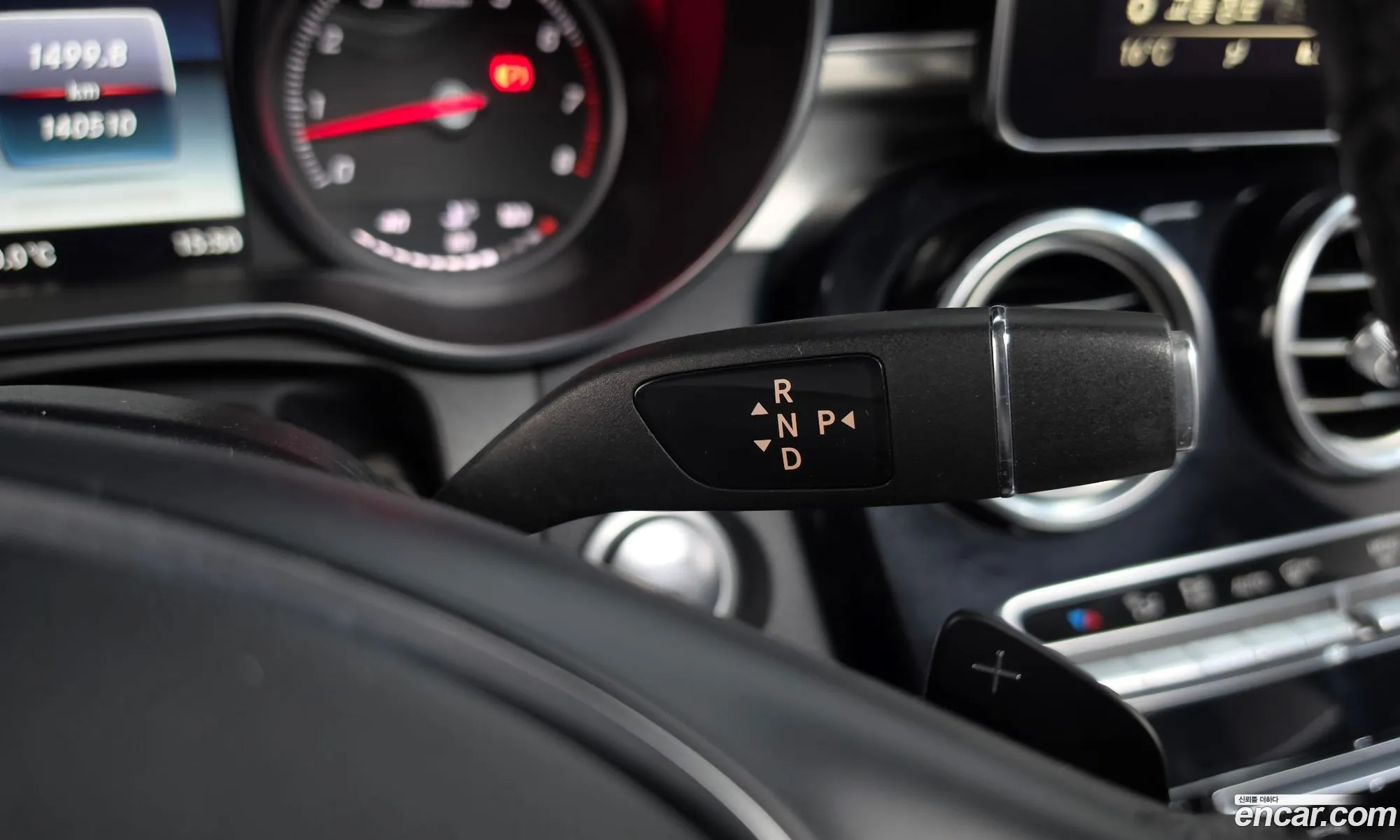 Mercedes-Benz GLC-Class X253 2019 — 17