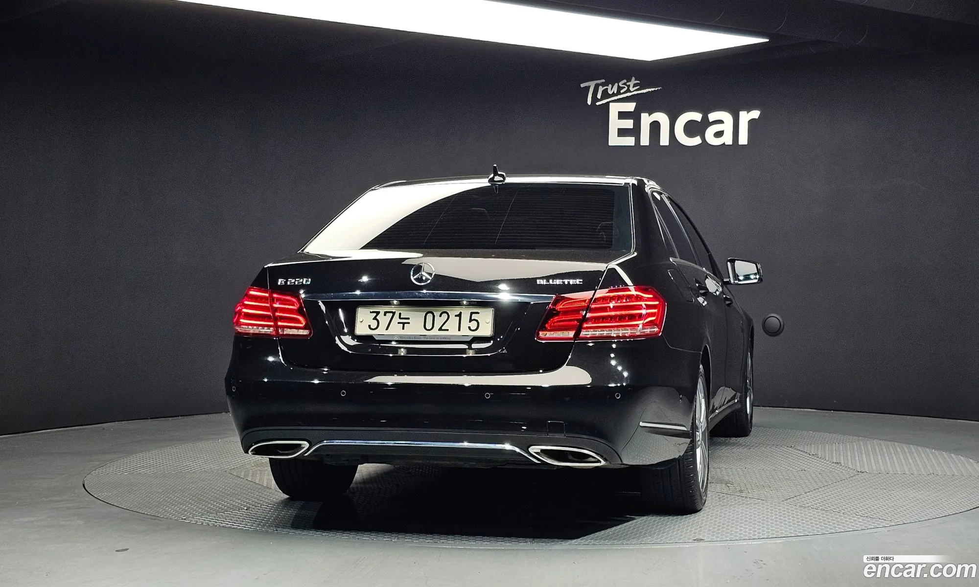 Mercedes-Benz E-Class W212 2016 — 15