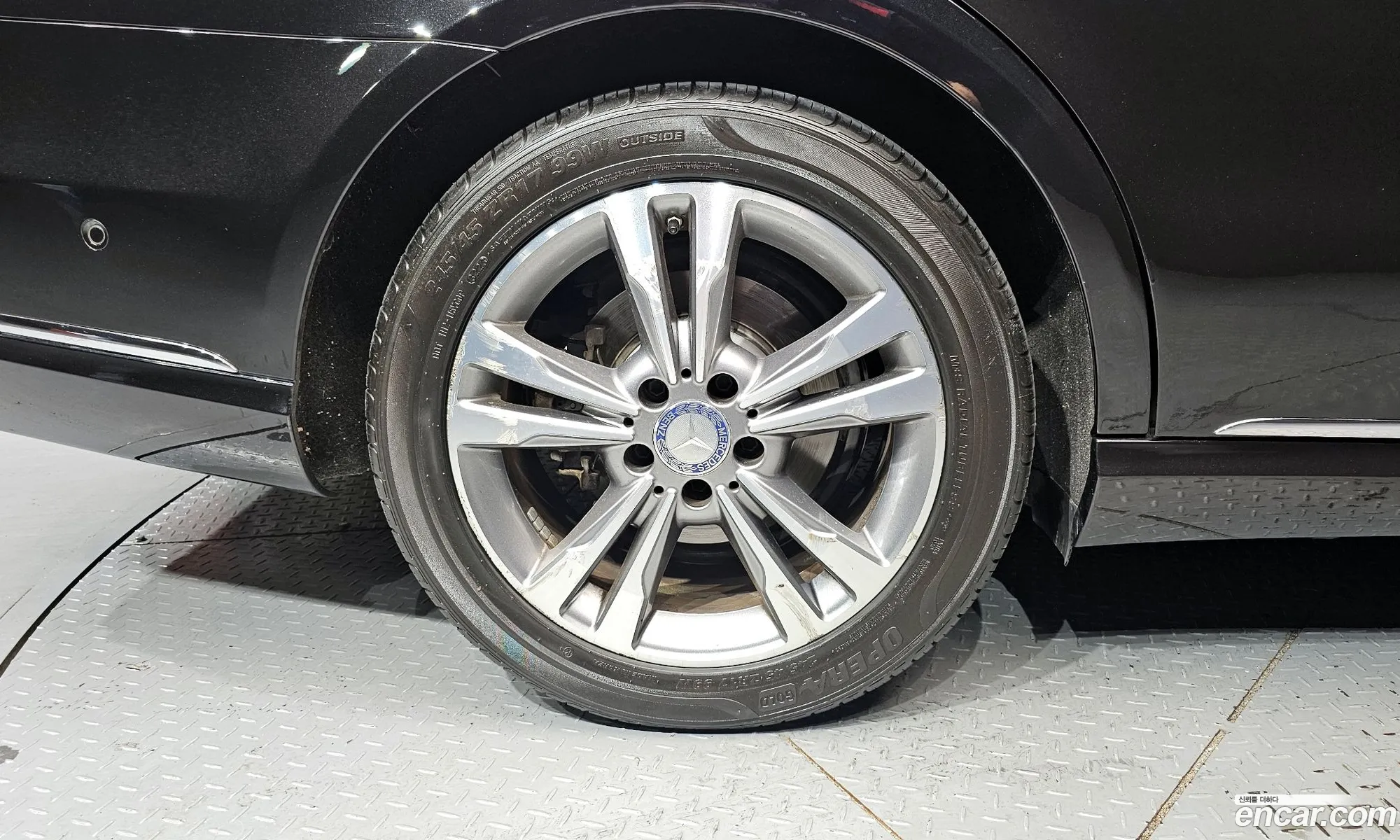 Mercedes-Benz E-Class W212 2016 — 16