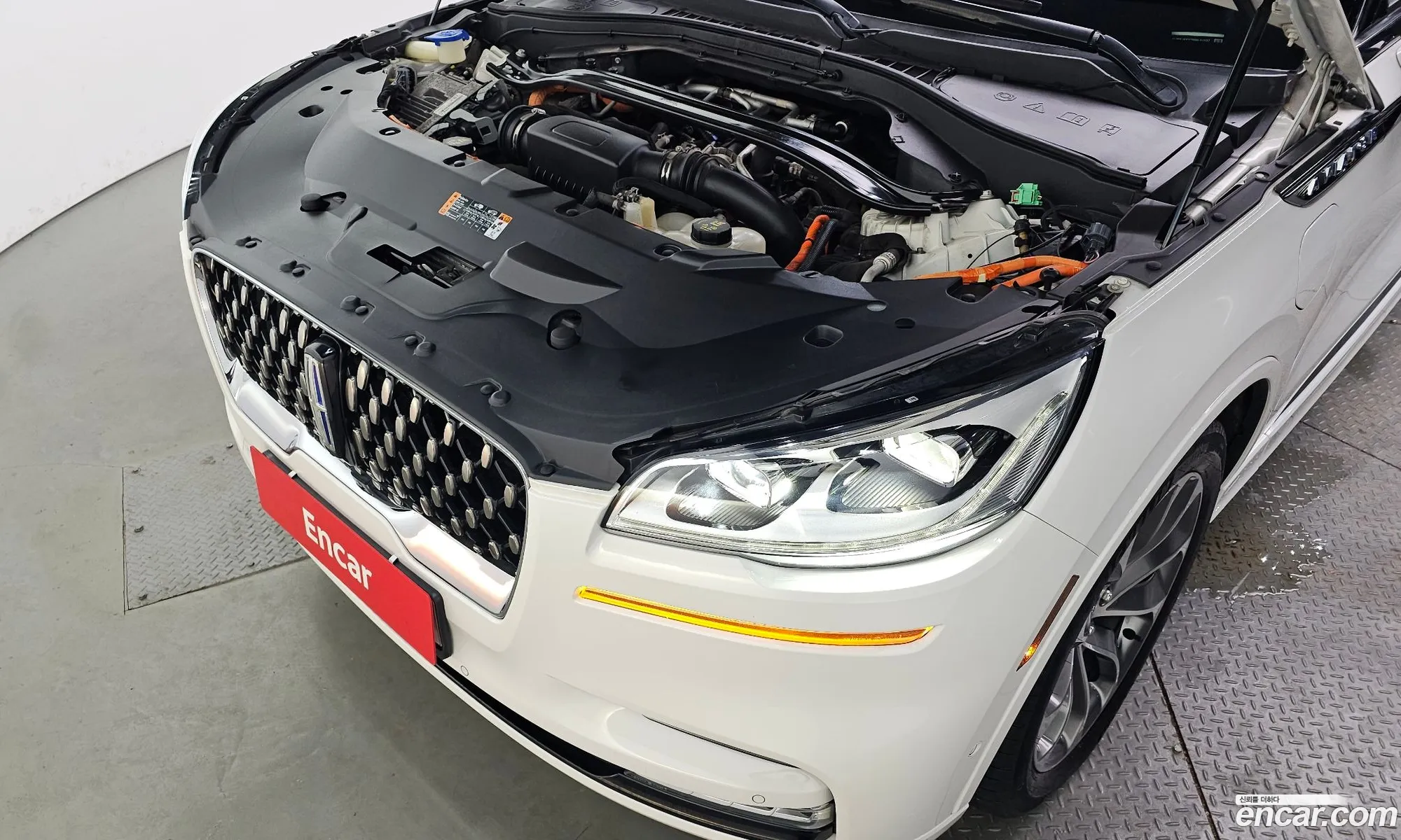 Lincoln Aviator 2021 5LMYJ8XY7MNL01537 — 7