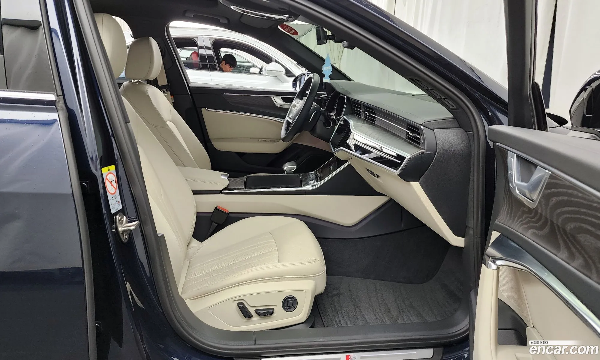 Audi A6 2023 — 11