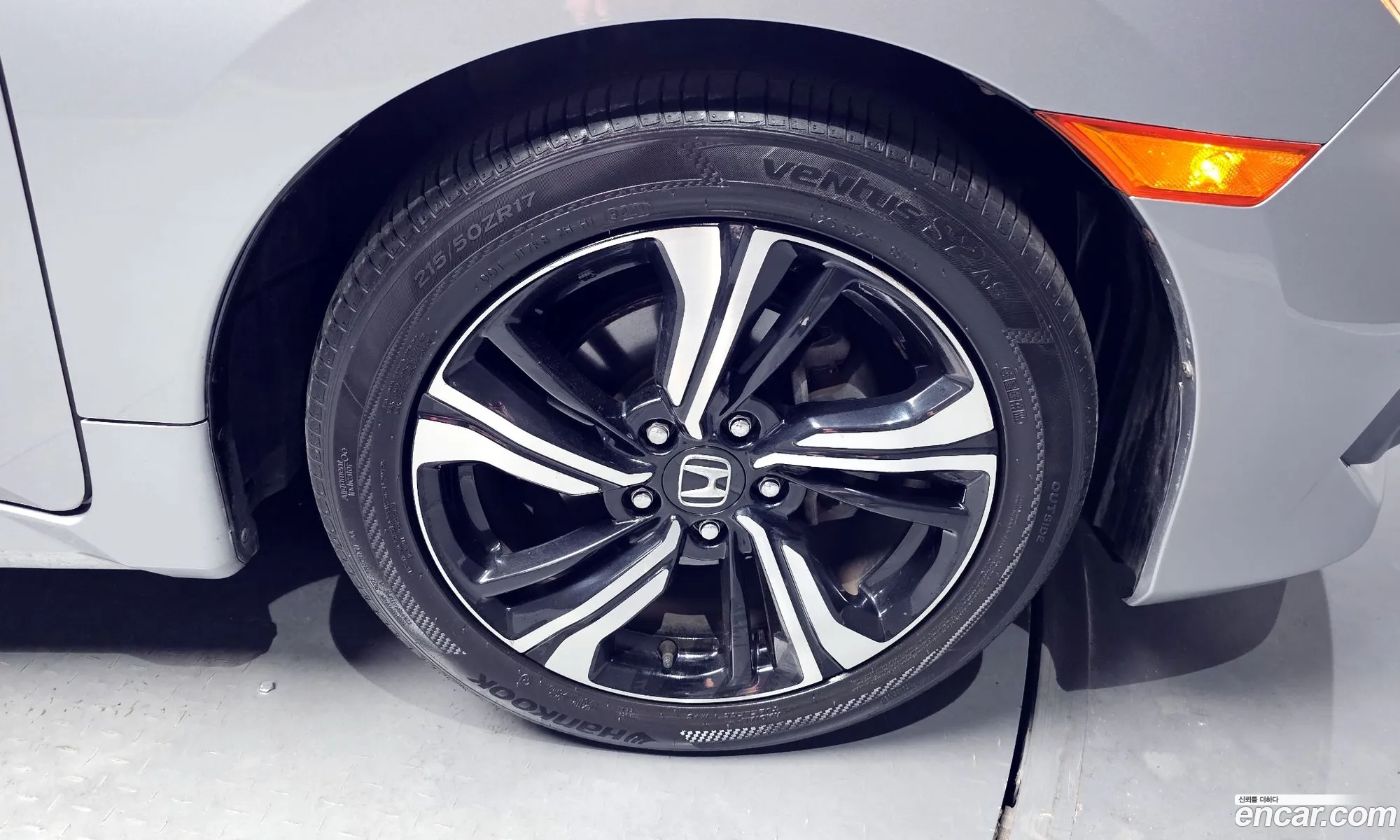 Honda Civic 2017 19XFC2670HE300237 — 10
