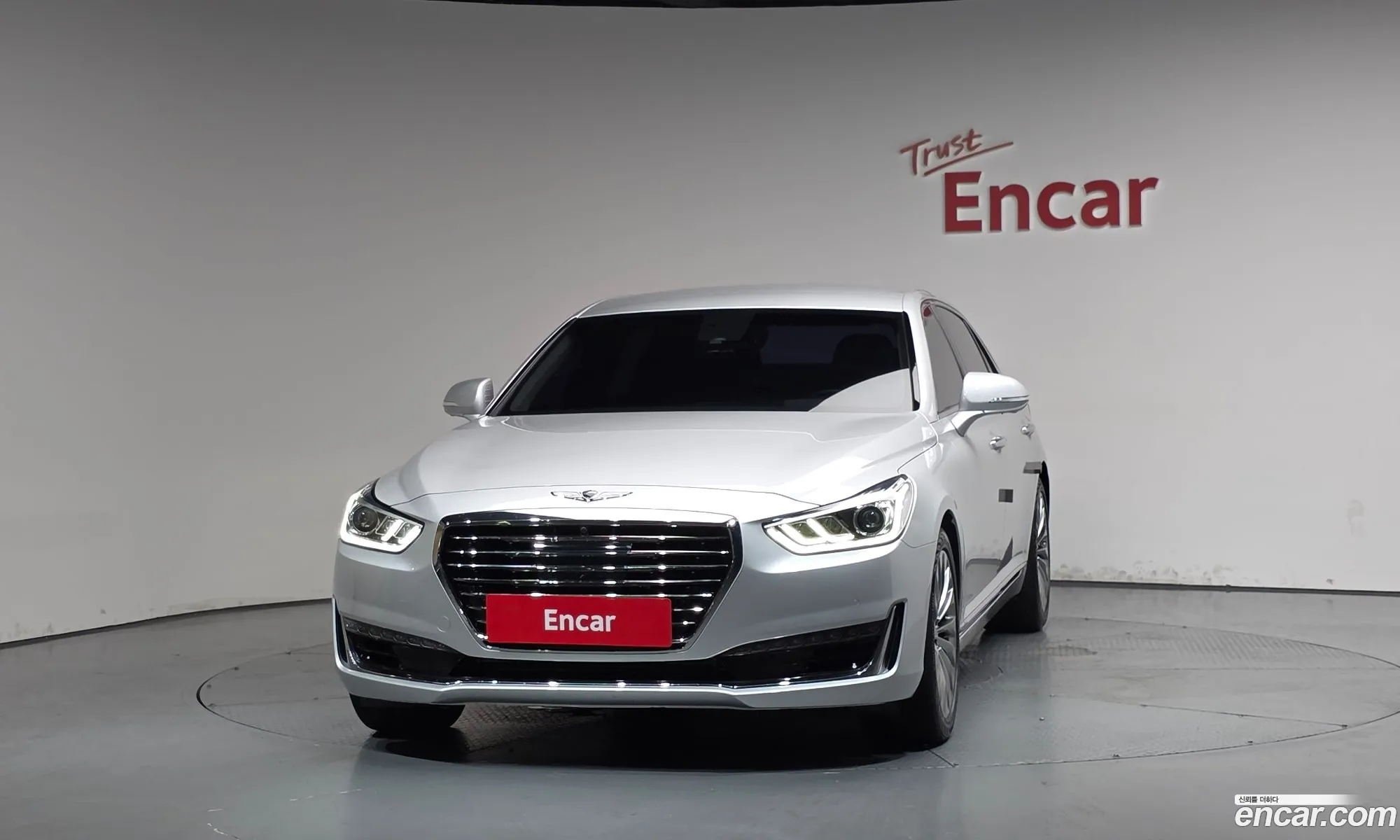 Genesis EQ900 2015 — 27