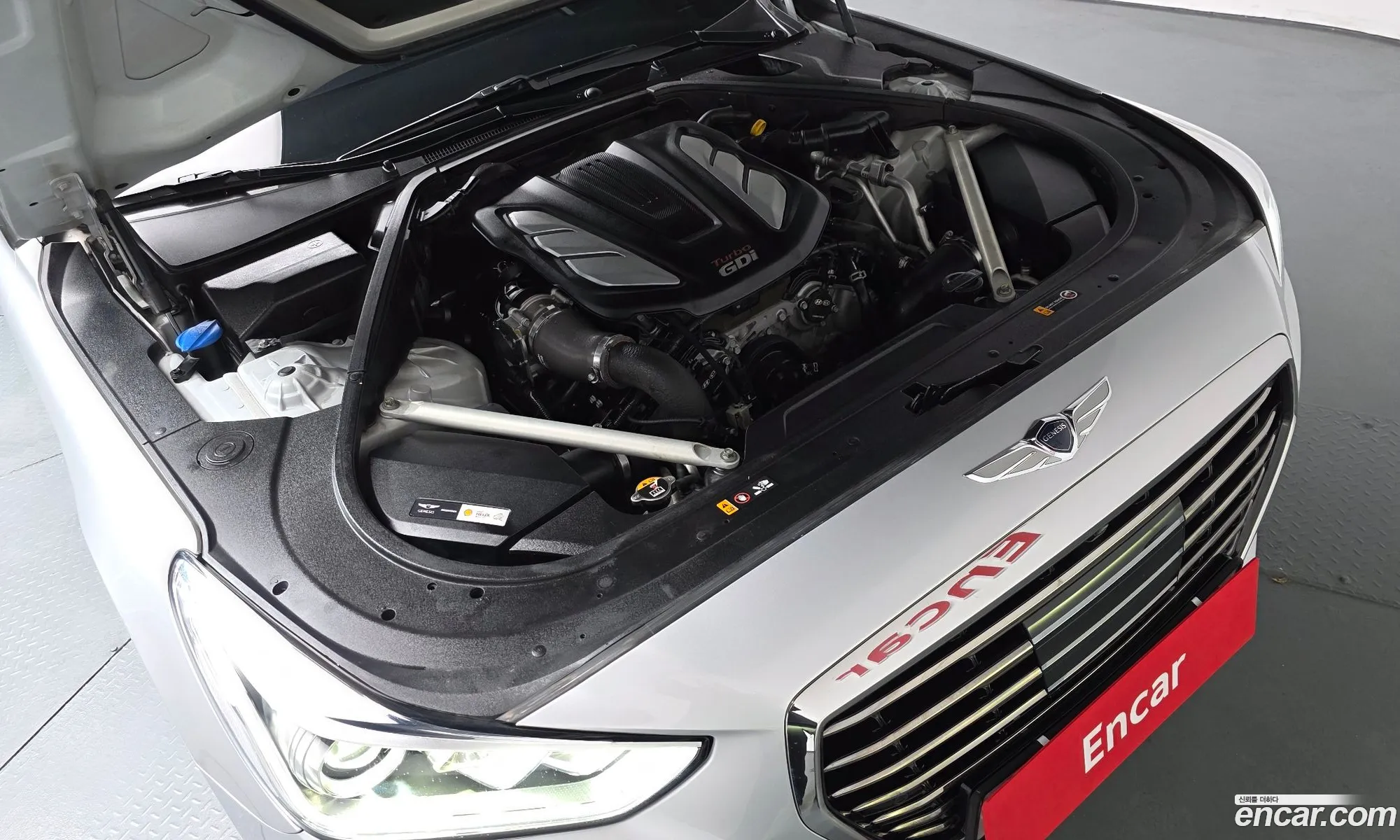 Genesis EQ900 2015 — 22