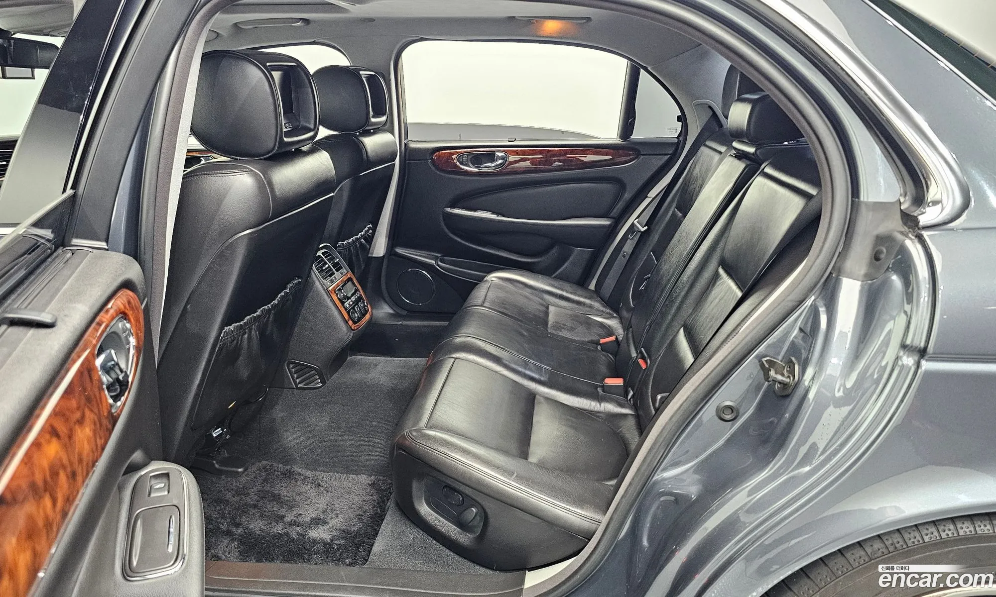Jaguar XJ8 2006 SAJAA80T76RH10130 — 13