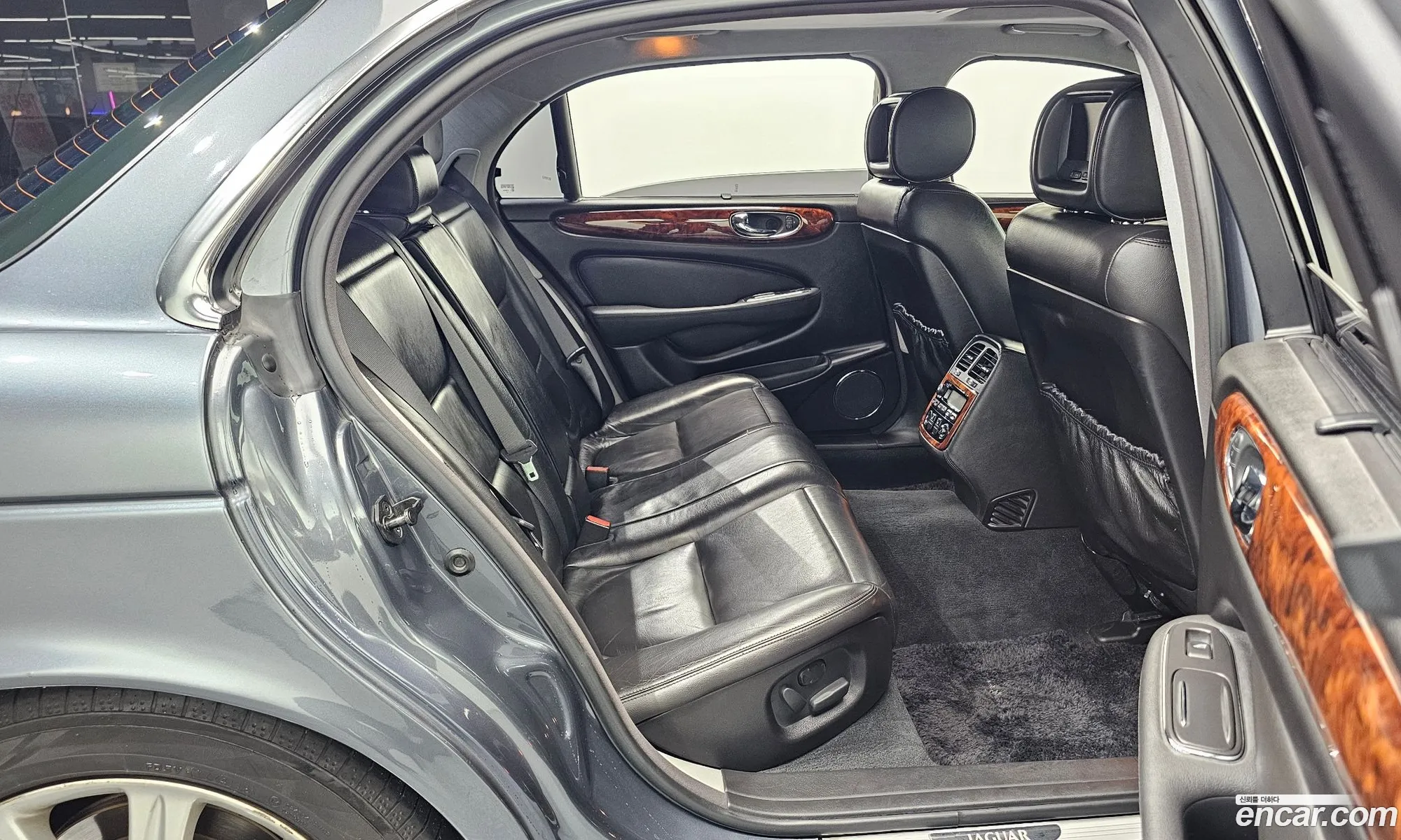 Jaguar XJ8 2006 SAJAA80T76RH10130 — 6