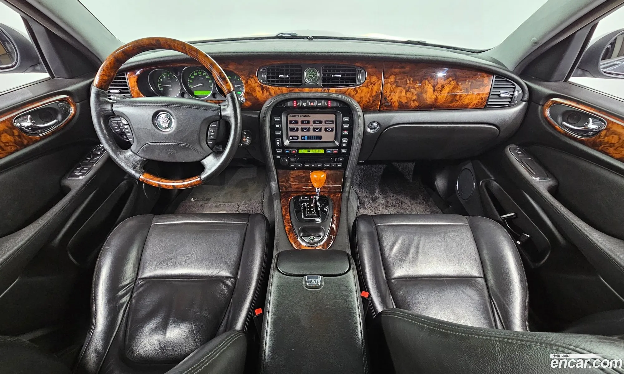 Jaguar XJ8 2006 SAJAA80T76RH10130 — 3